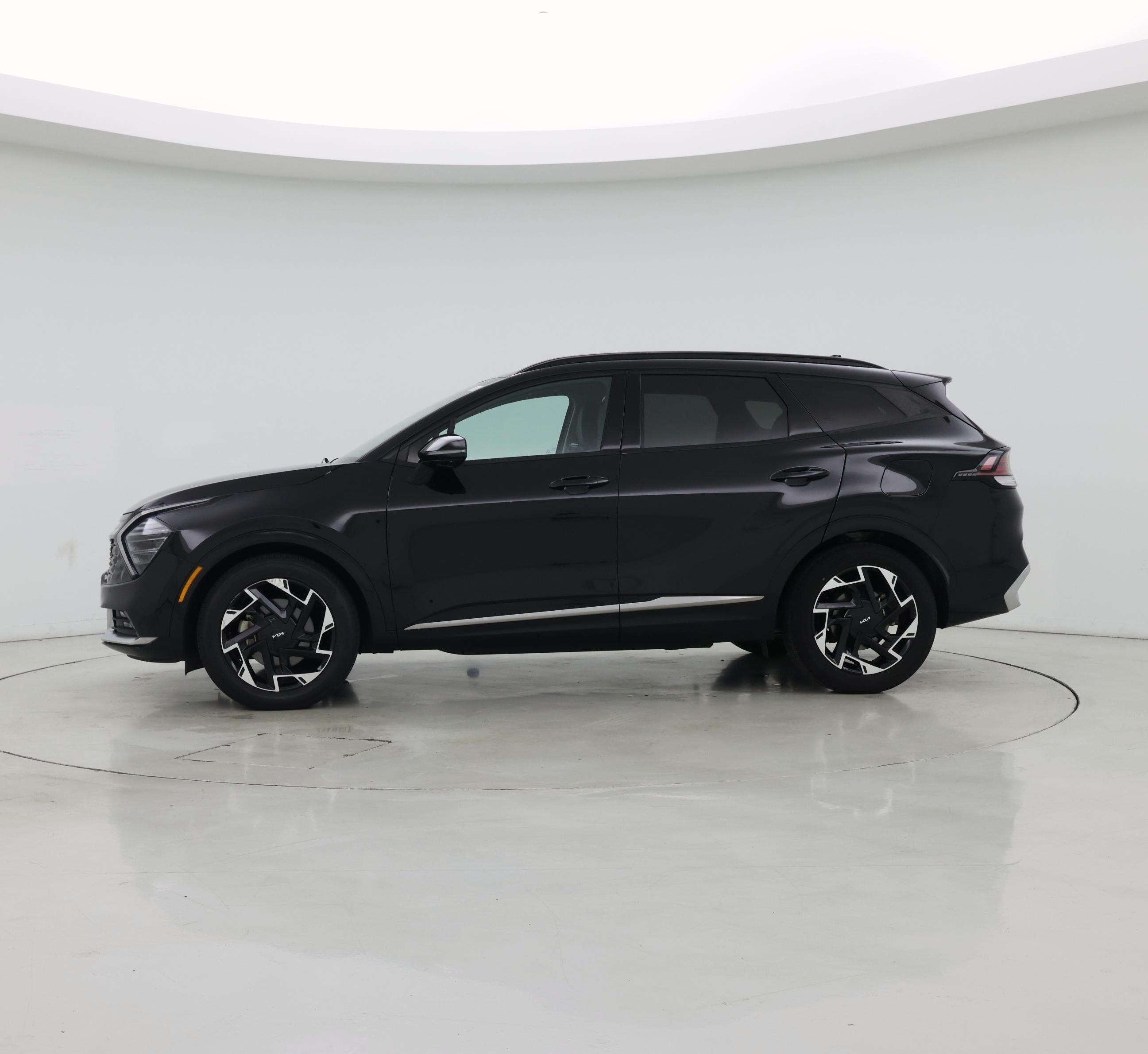 Thumbnail: 2023 Kia Sportage - 3