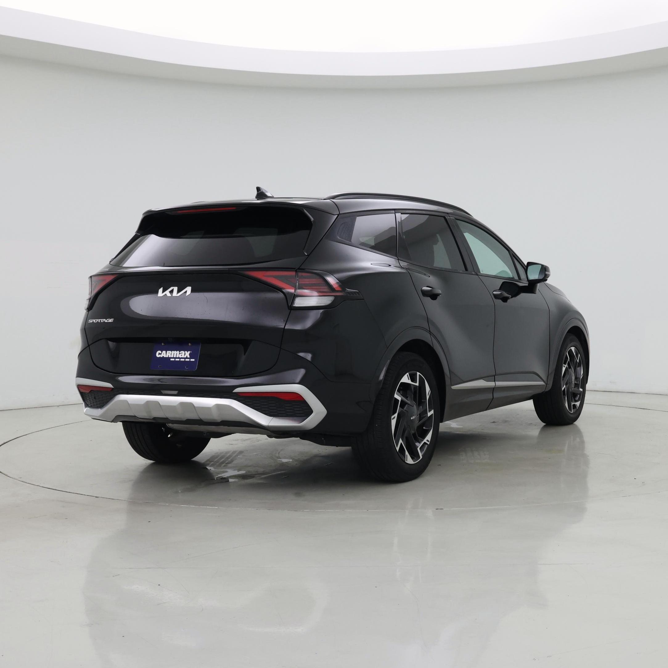 Thumbnail: 2023 Kia Sportage - 8