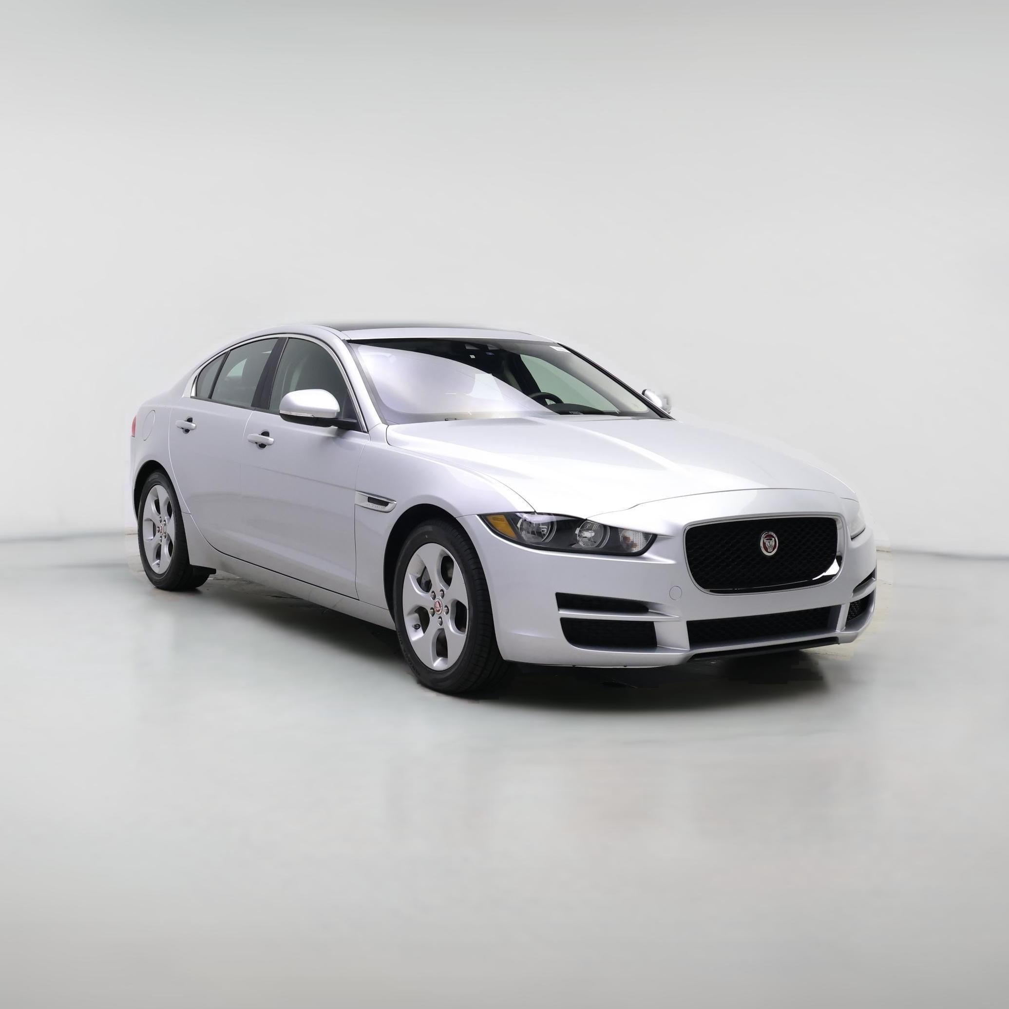 Thumbnail: 2017 Jaguar XE - 1