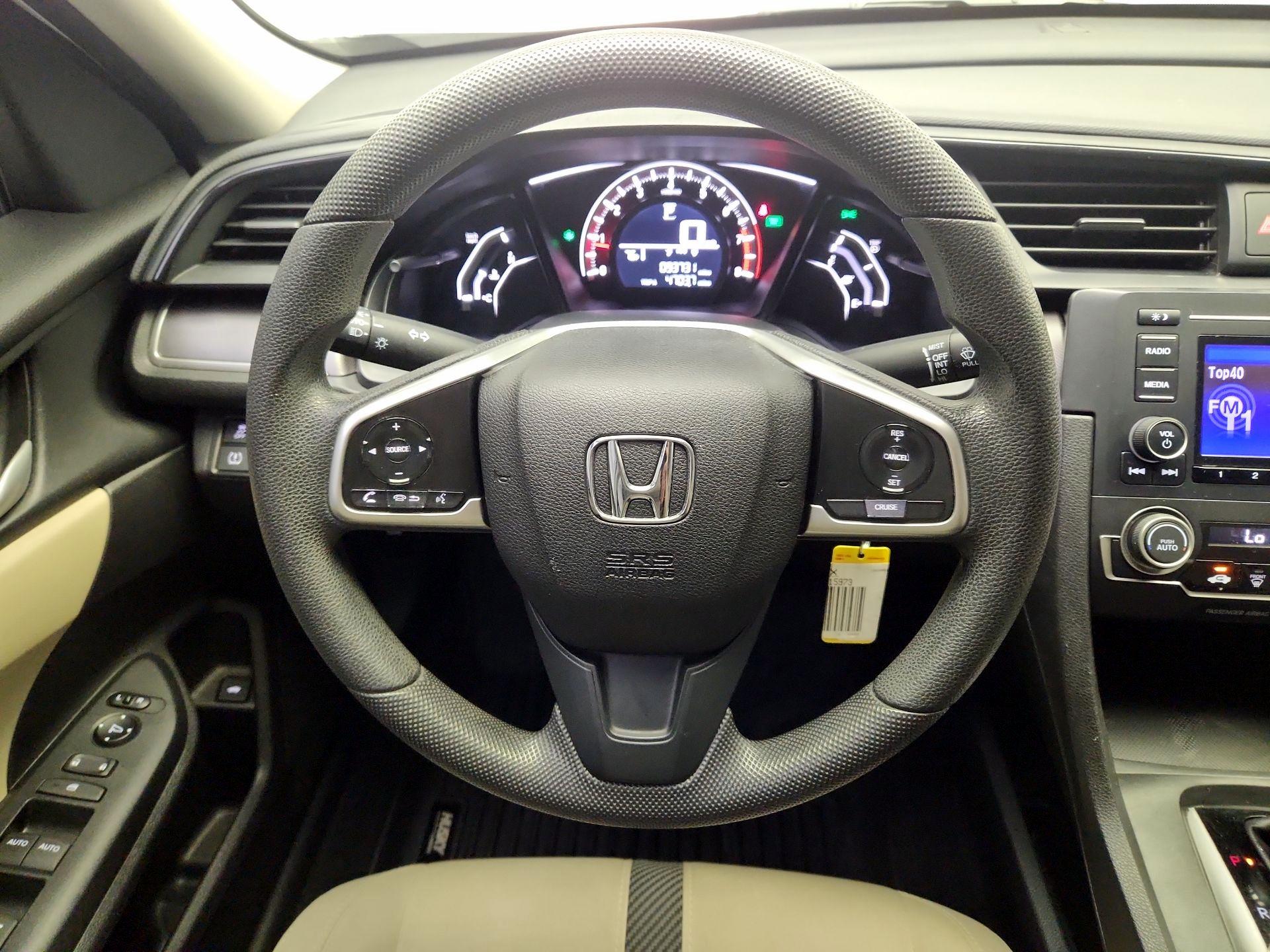 Thumbnail: 2016 Honda Civic - 10