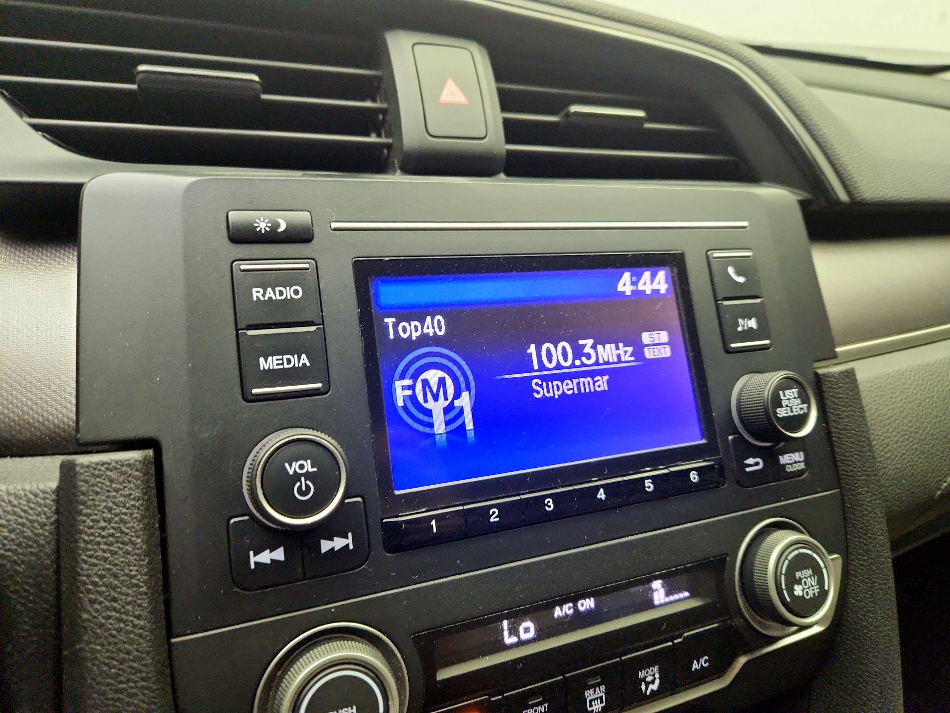 Thumbnail: 2016 Honda Civic - 15