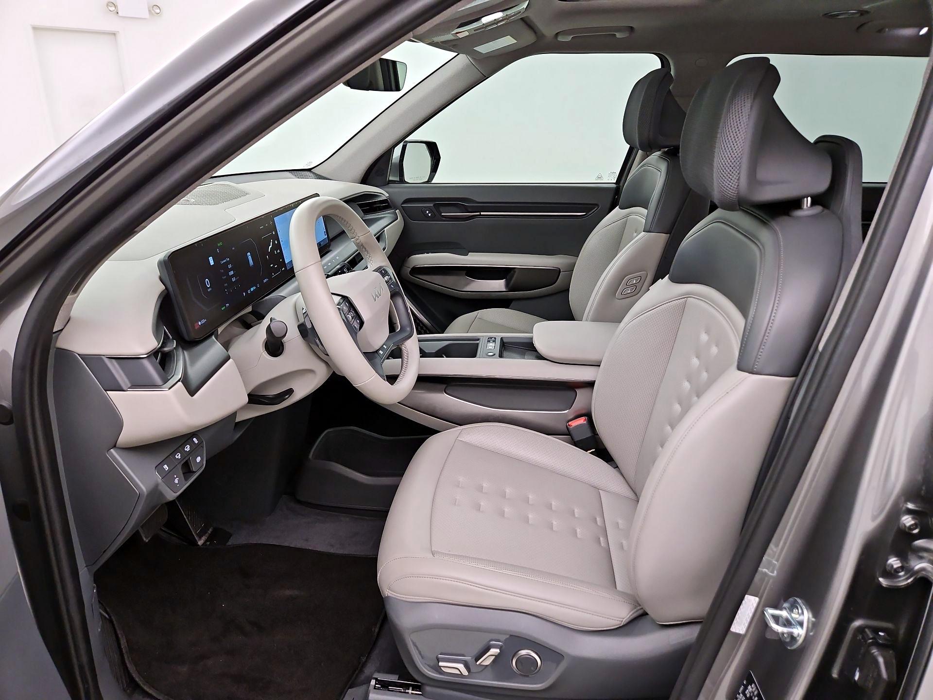 Thumbnail: 2024 Kia EV9 - 9