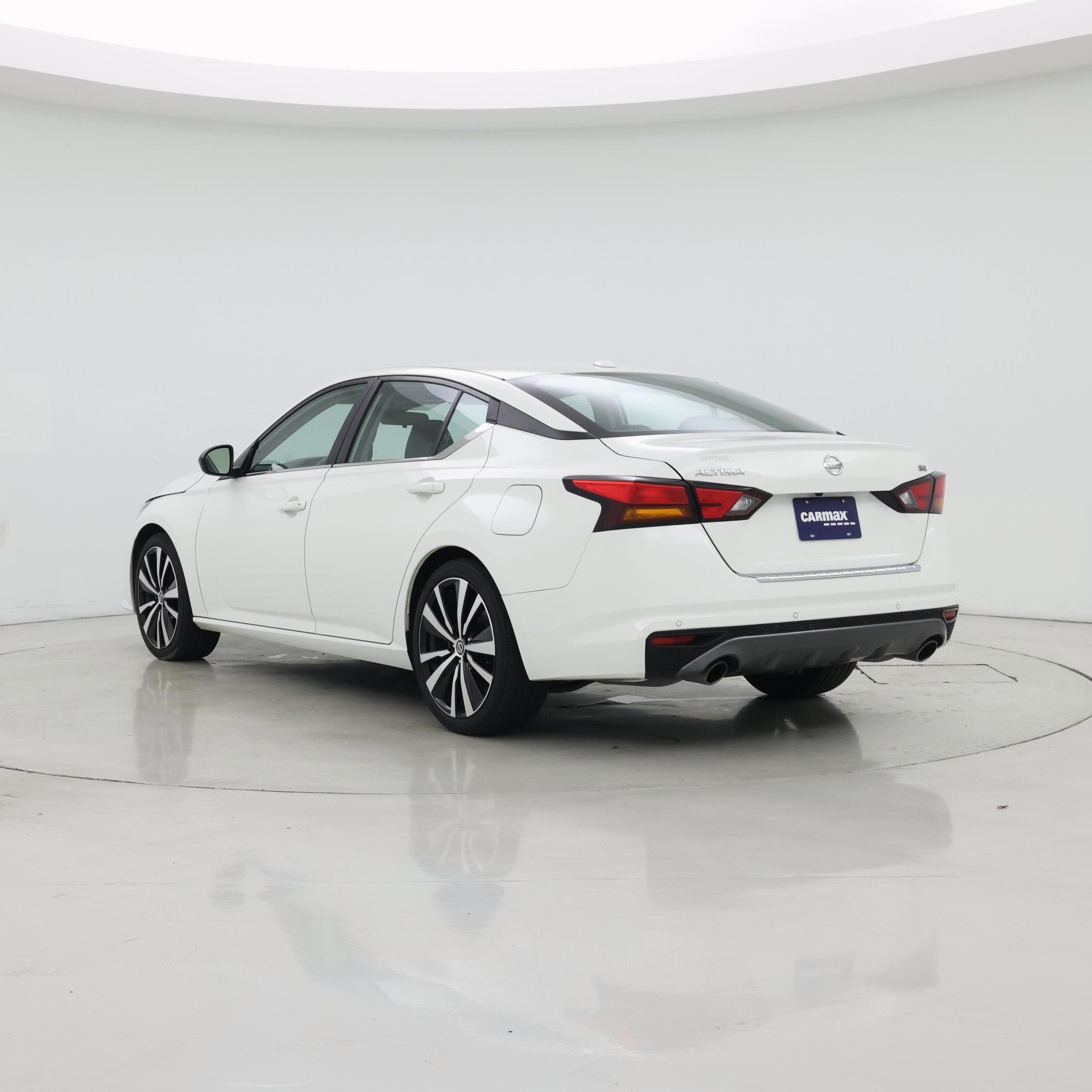 Thumbnail: 2022 Nissan Altima - 2