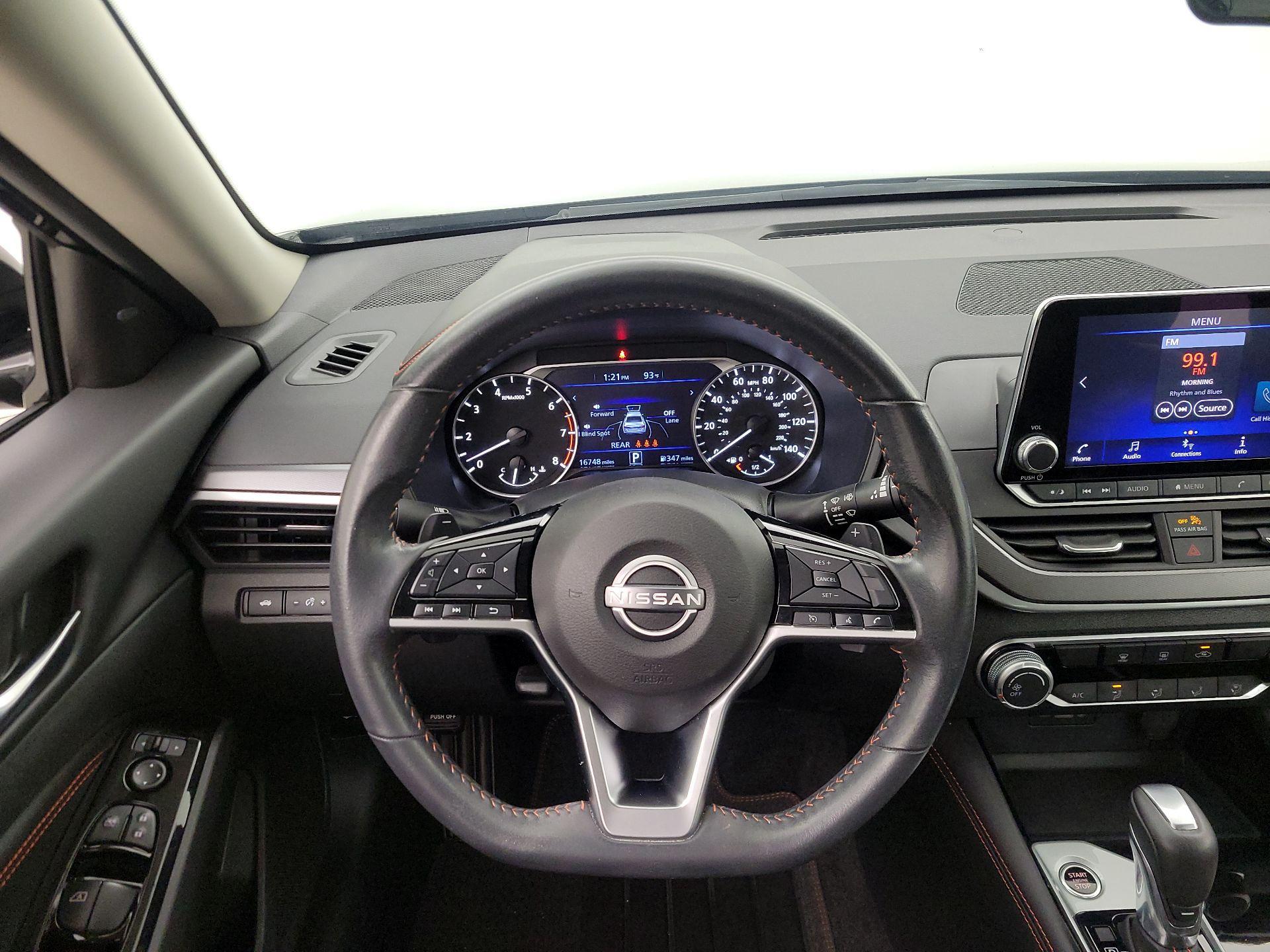 Thumbnail: 2023 Nissan Altima - 10
