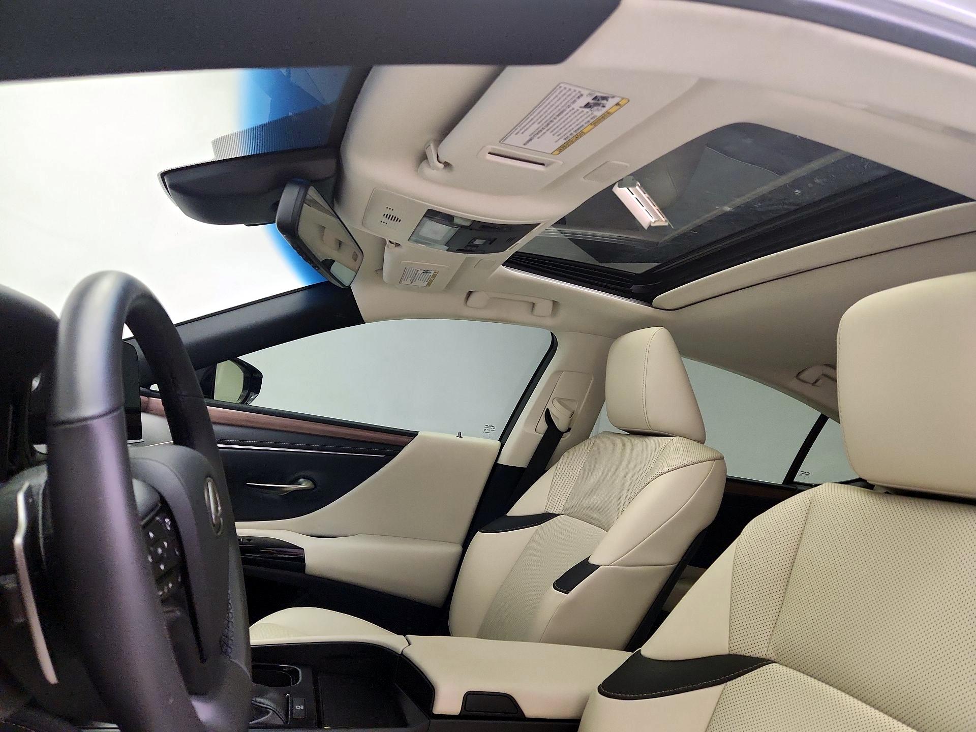Thumbnail: 2023 Lexus ES - 19