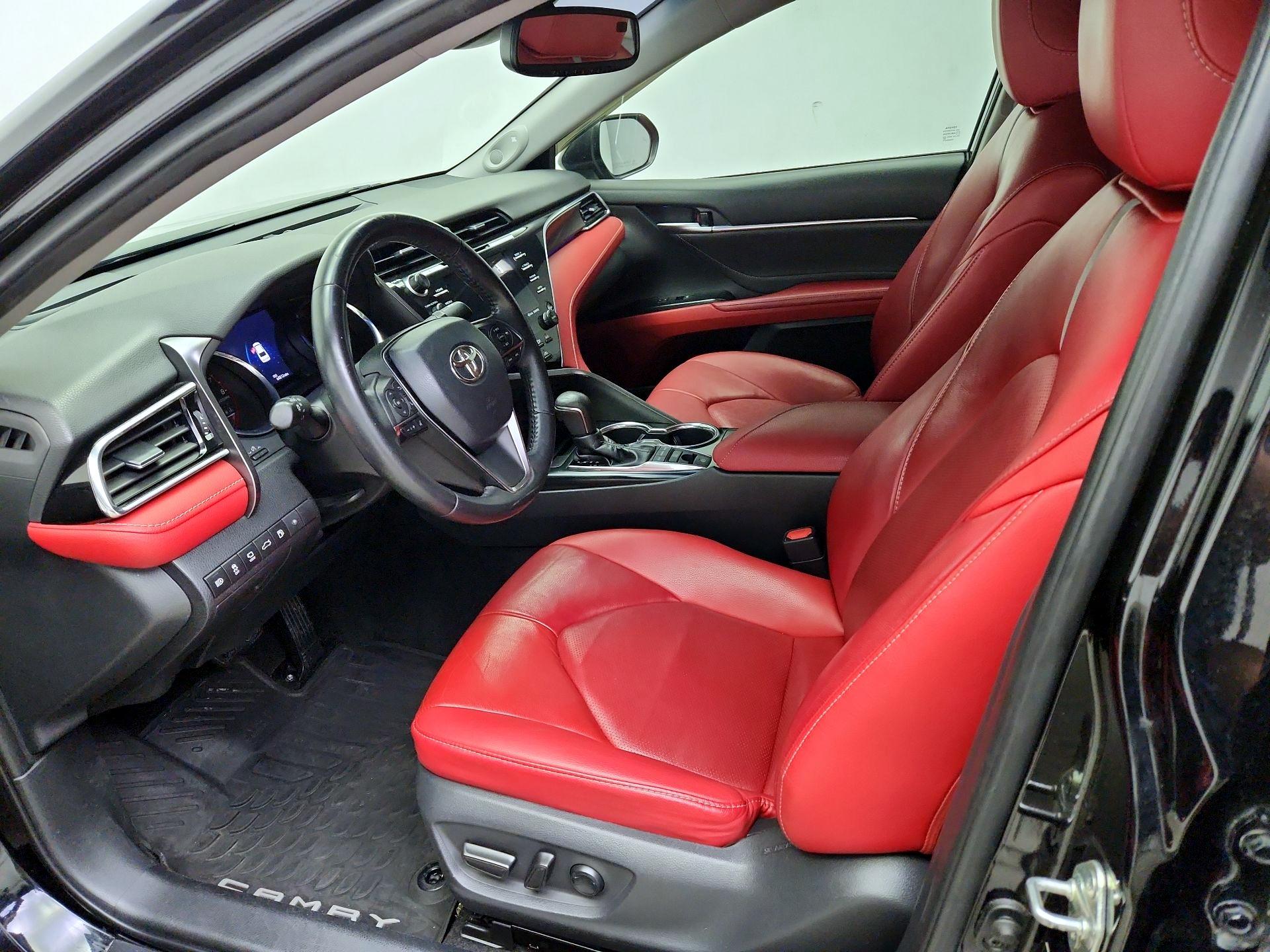 Thumbnail: 2018 Toyota Camry - 11
