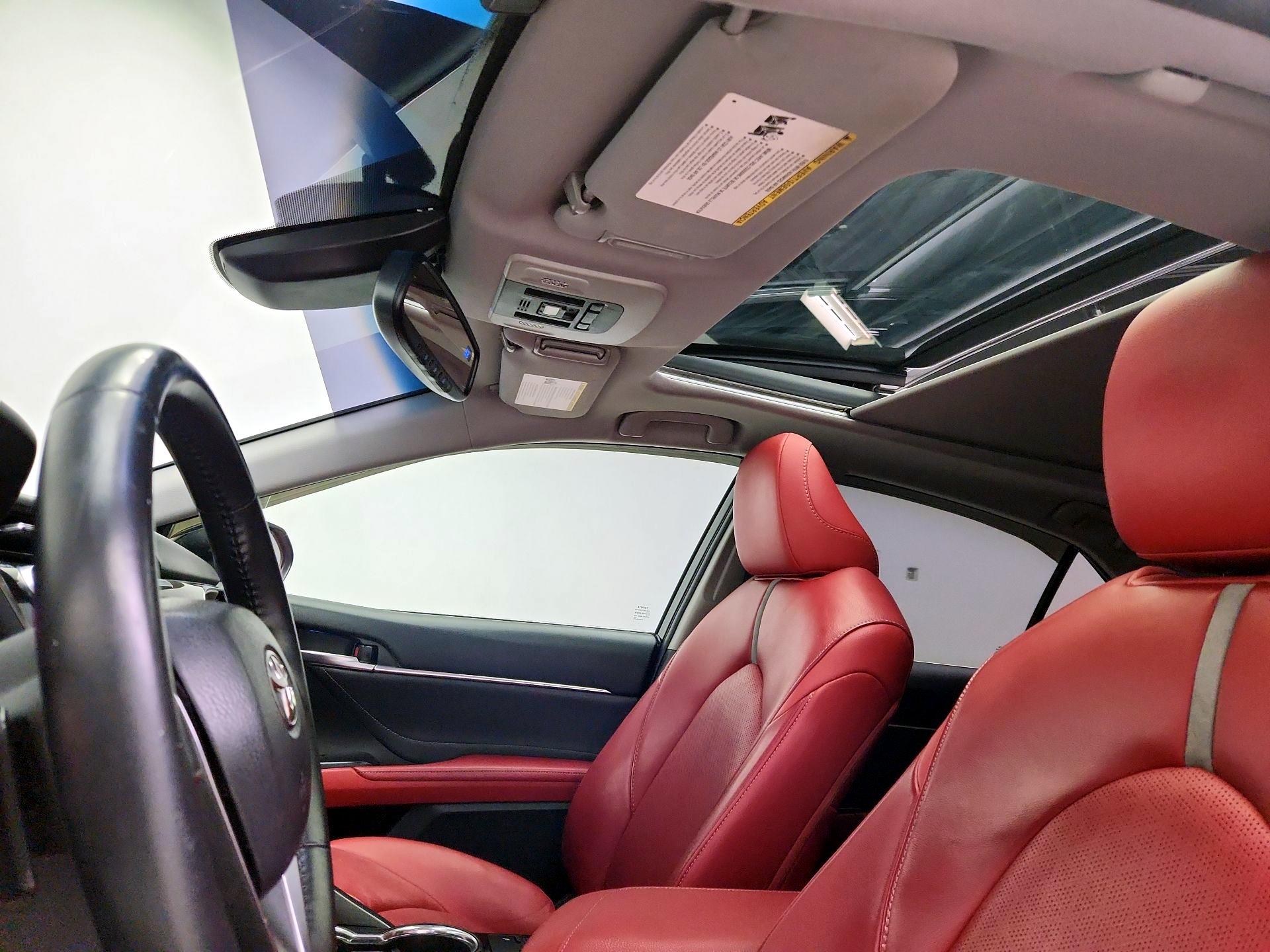 Thumbnail: 2018 Toyota Camry - 20