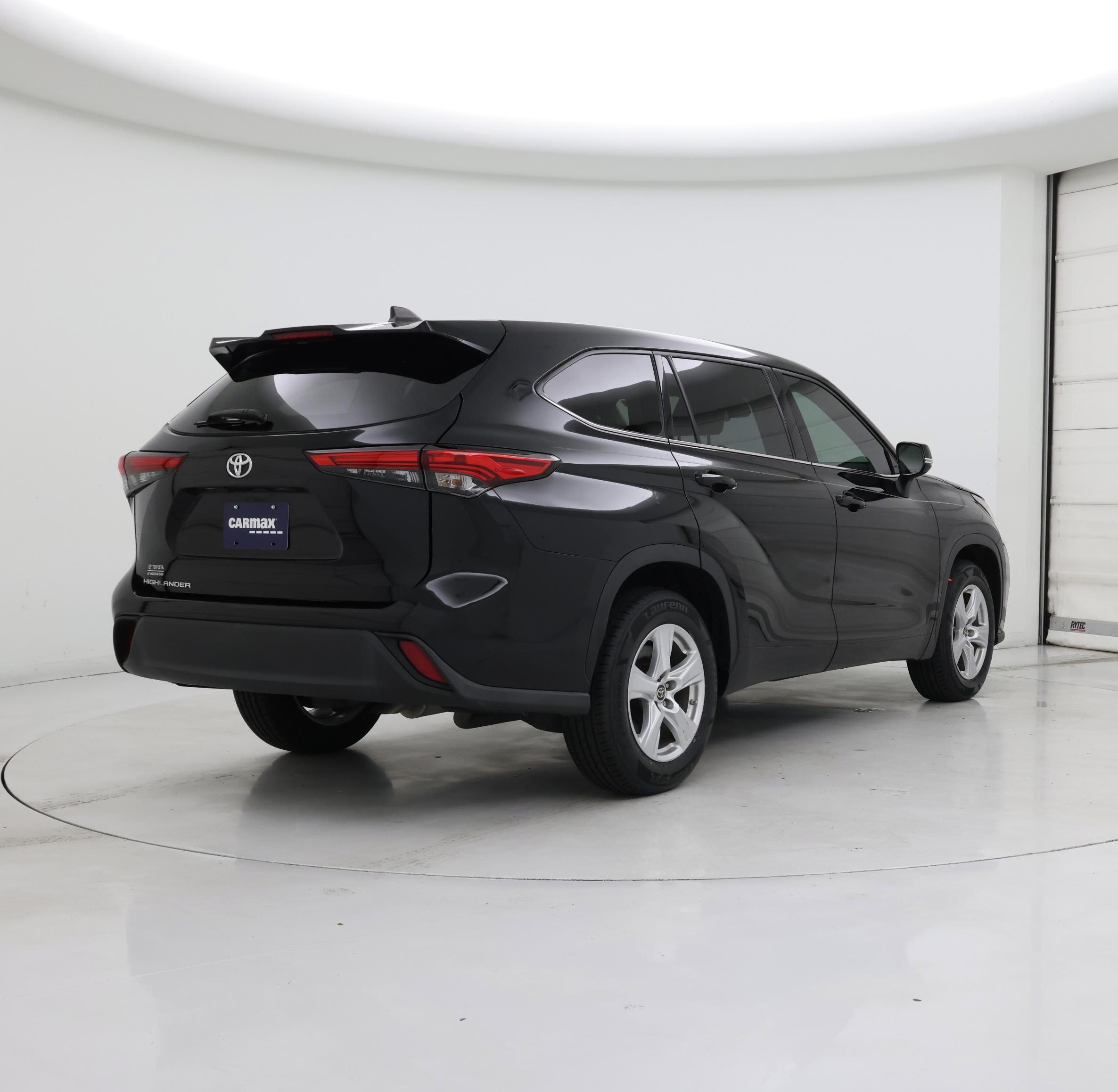 Thumbnail: 2022 Toyota Highlander - 8