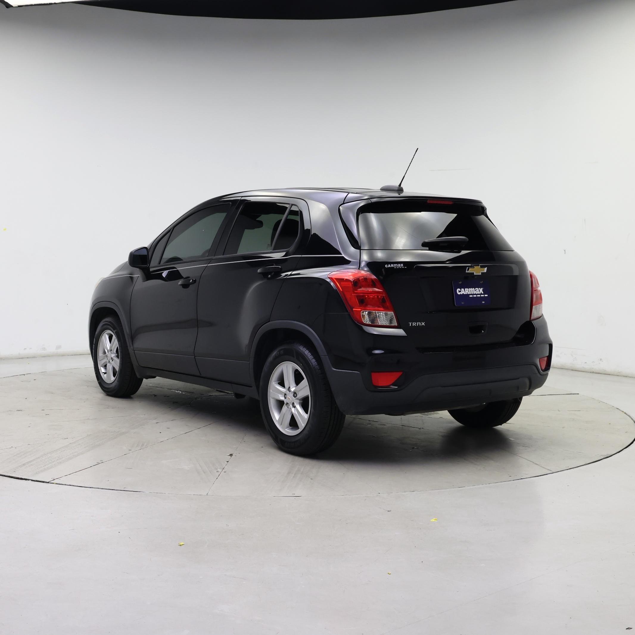 Thumbnail: 2020 Chevrolet Trax - 2