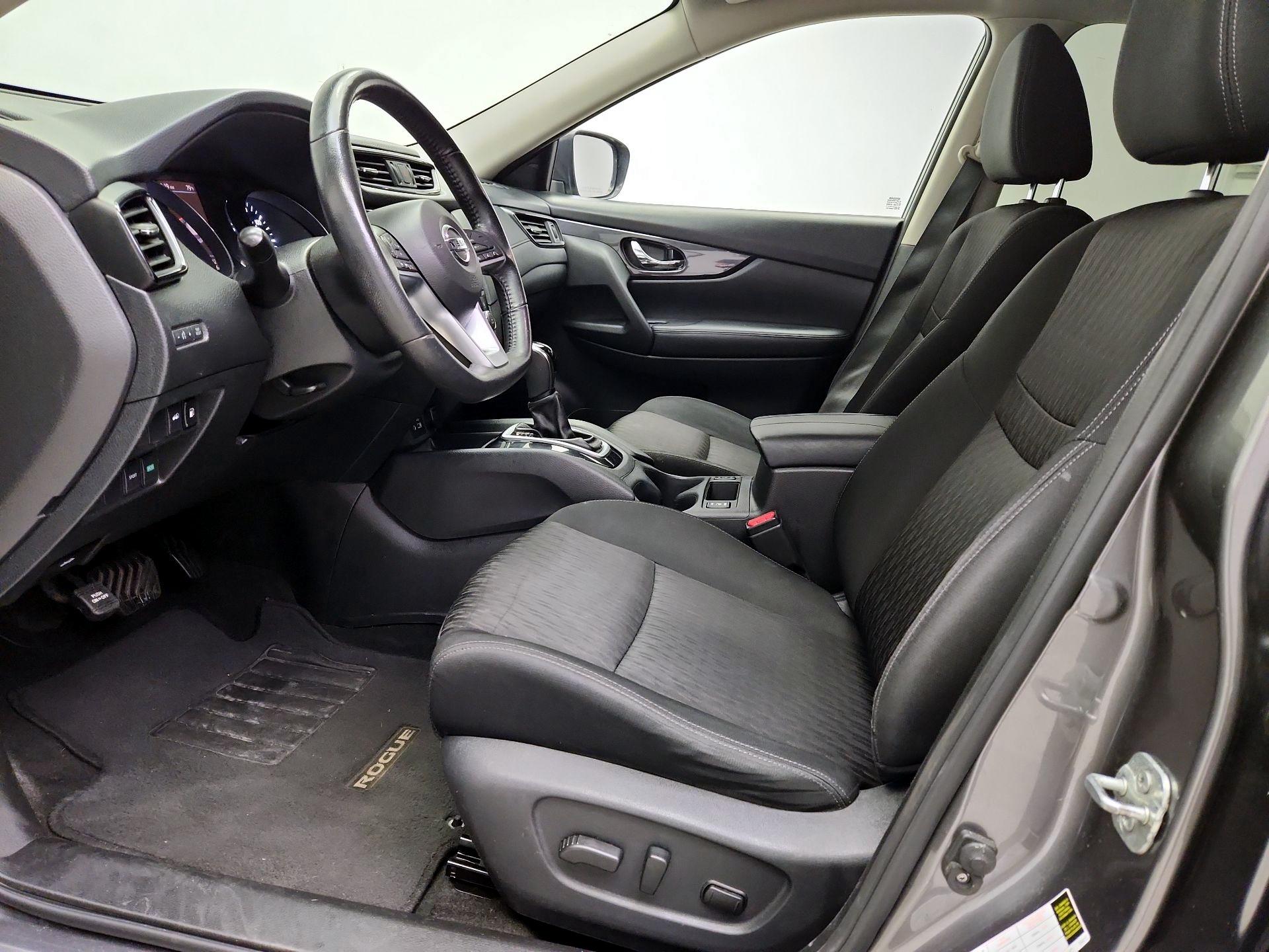 Thumbnail: 2018 Nissan Rogue - 11
