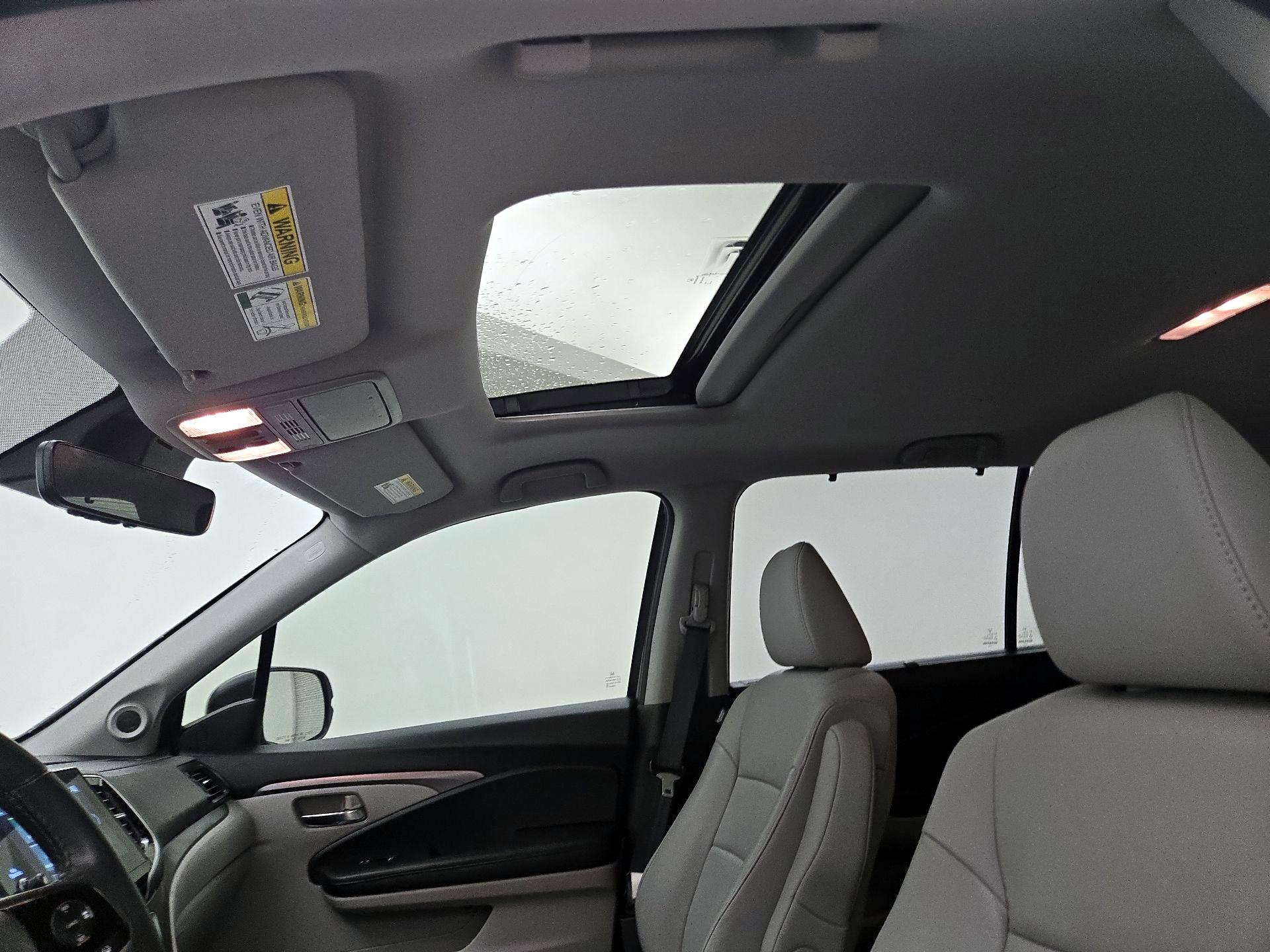Thumbnail: 2022 Honda Pilot - 19