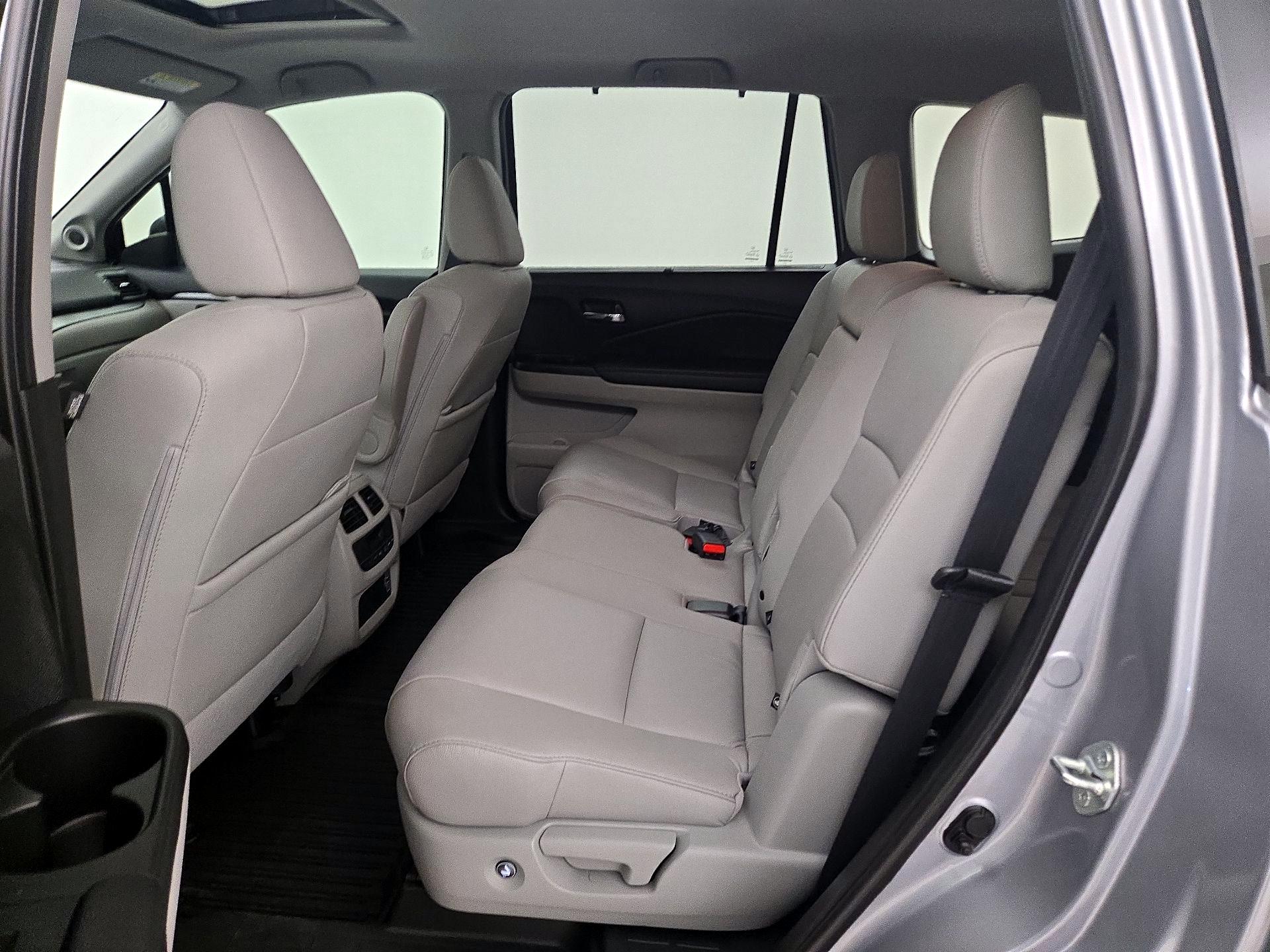 Thumbnail: 2022 Honda Pilot - 20