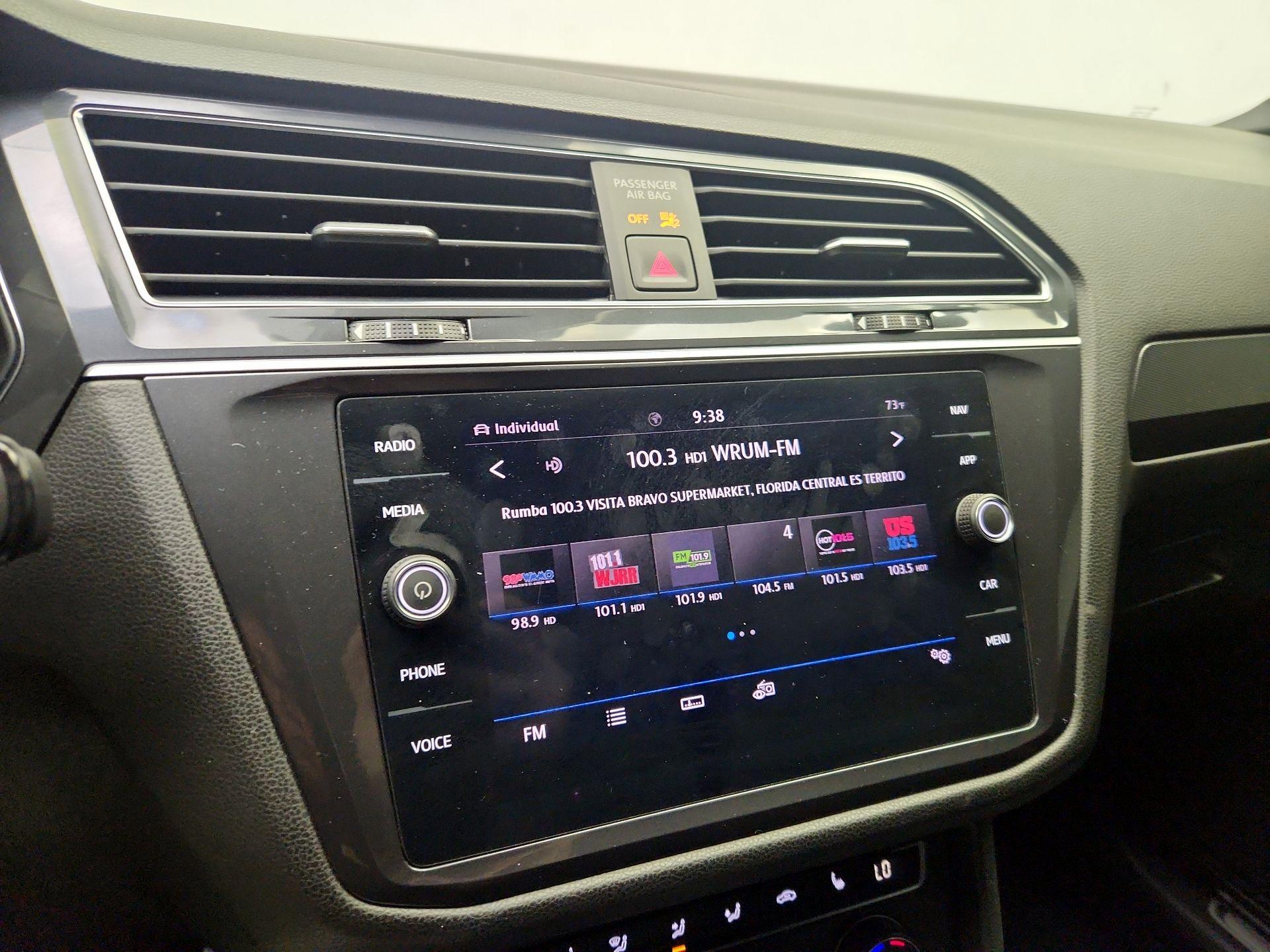 Thumbnail: 2020 Volkswagen Tiguan - 15