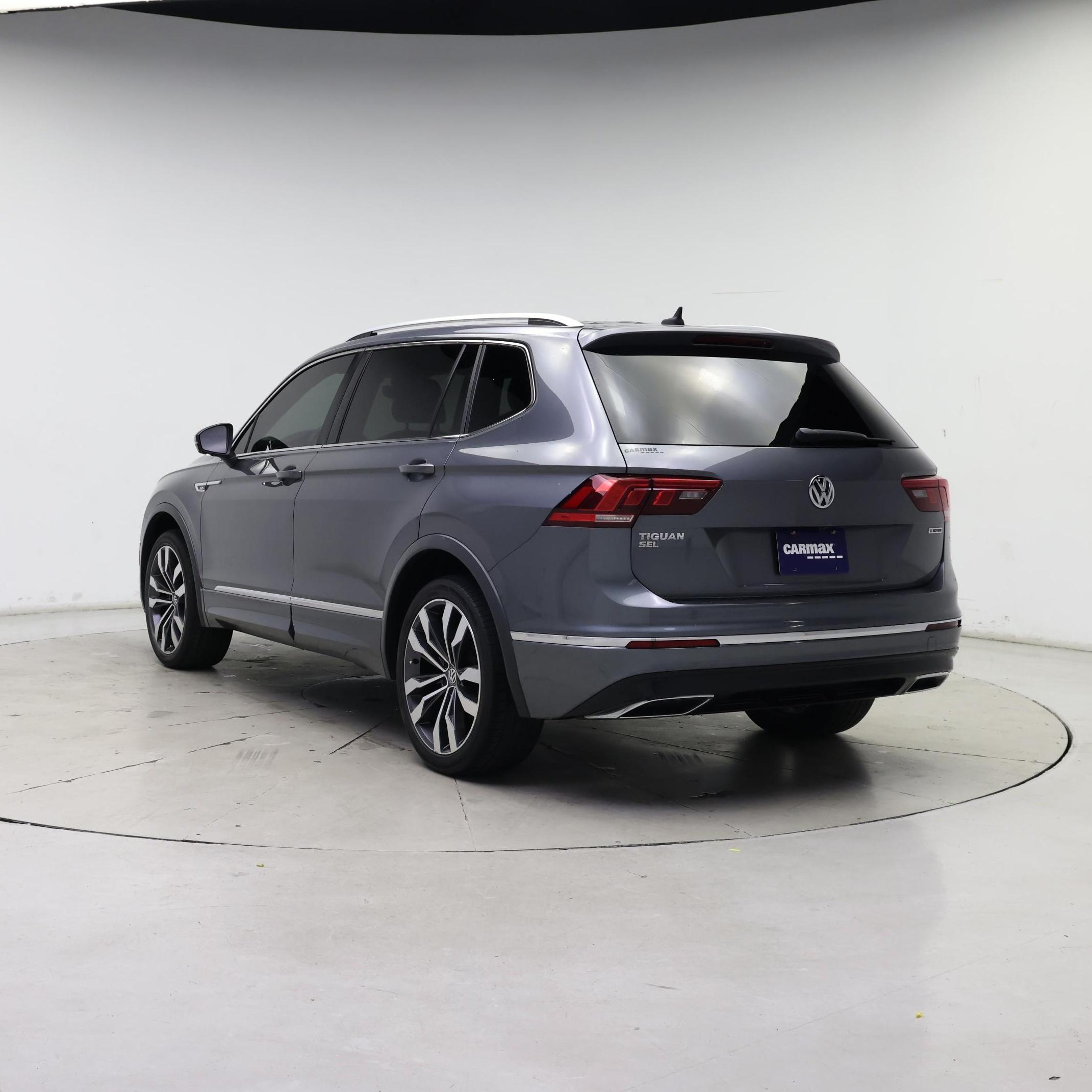 Thumbnail: 2020 Volkswagen Tiguan - 2
