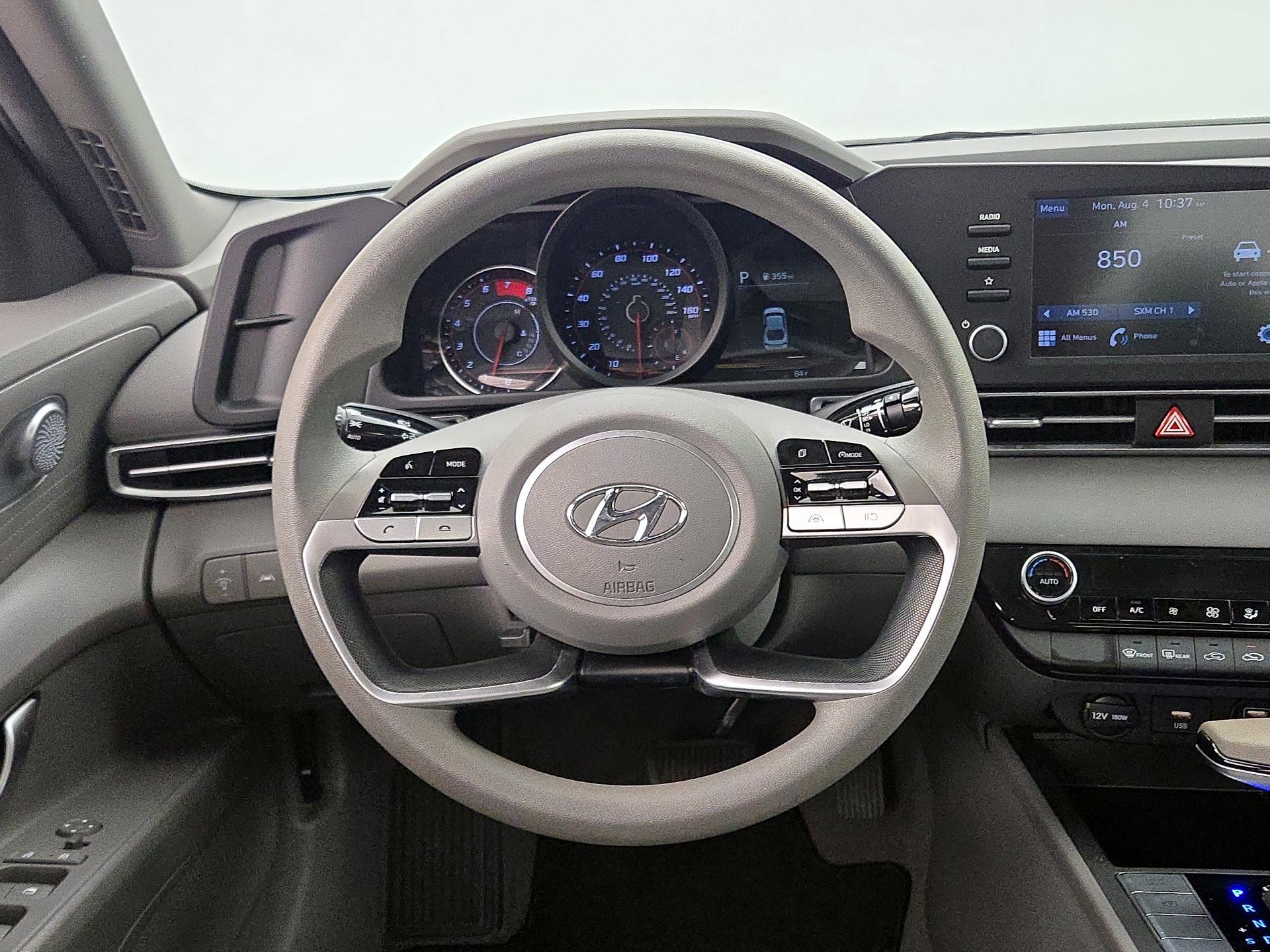 Thumbnail: 2022 Hyundai Elantra - 10
