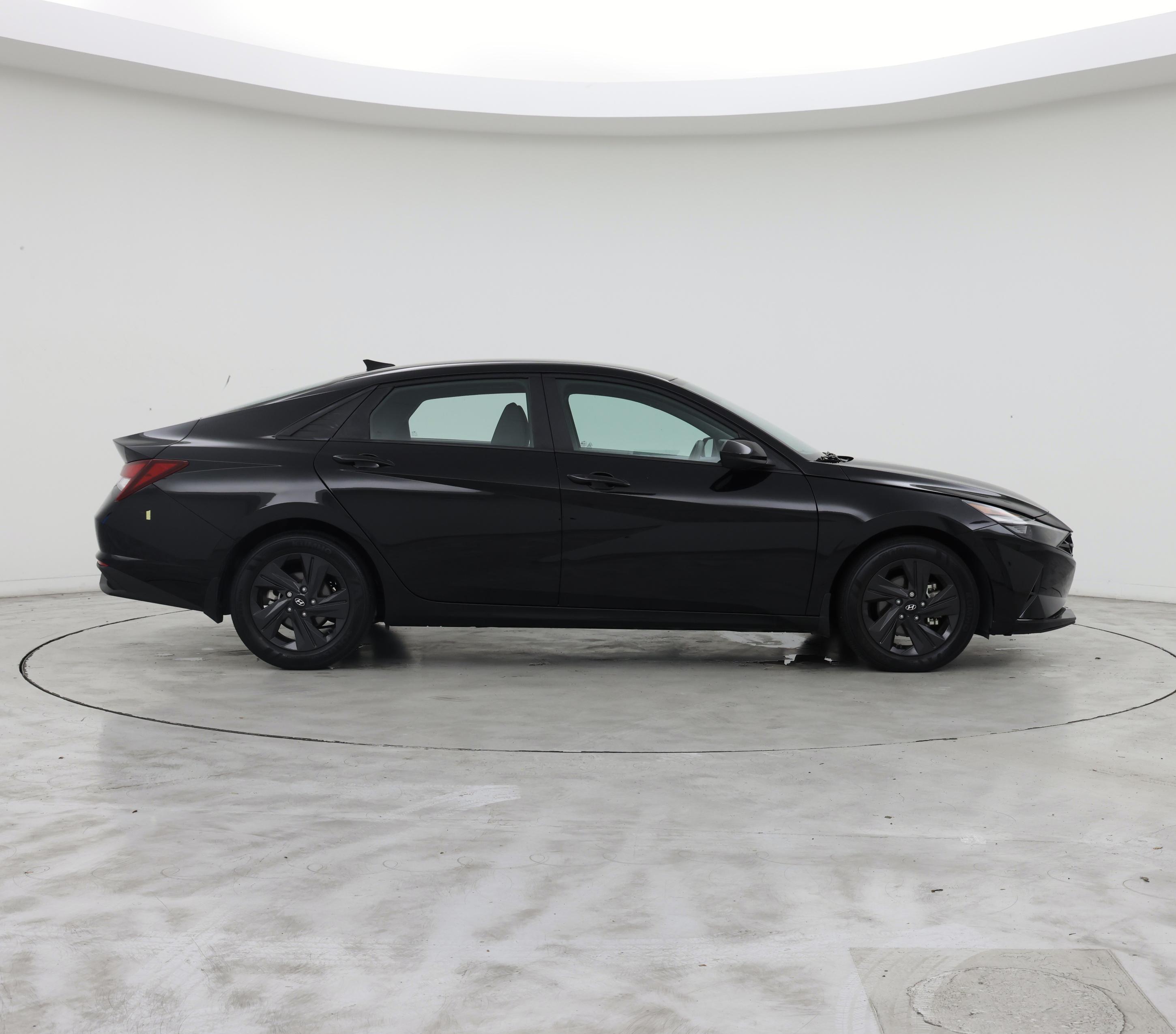 Thumbnail: 2022 Hyundai Elantra - 7