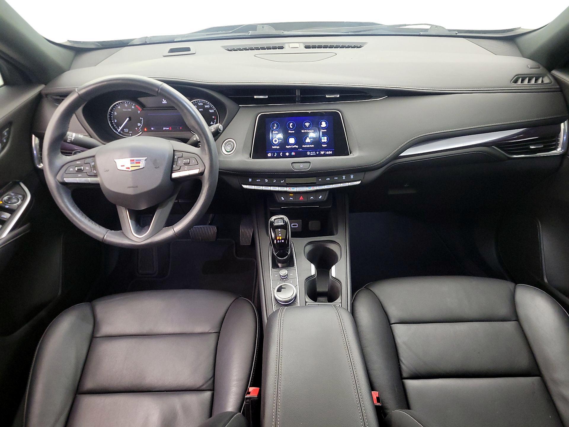 Thumbnail: 2022 Cadillac XT4 - 9