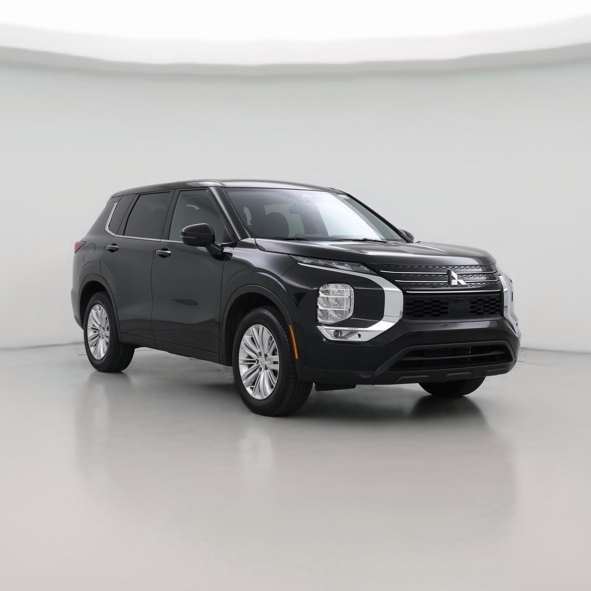 Thumbnail: 2024 Mitsubishi Outlander - 1