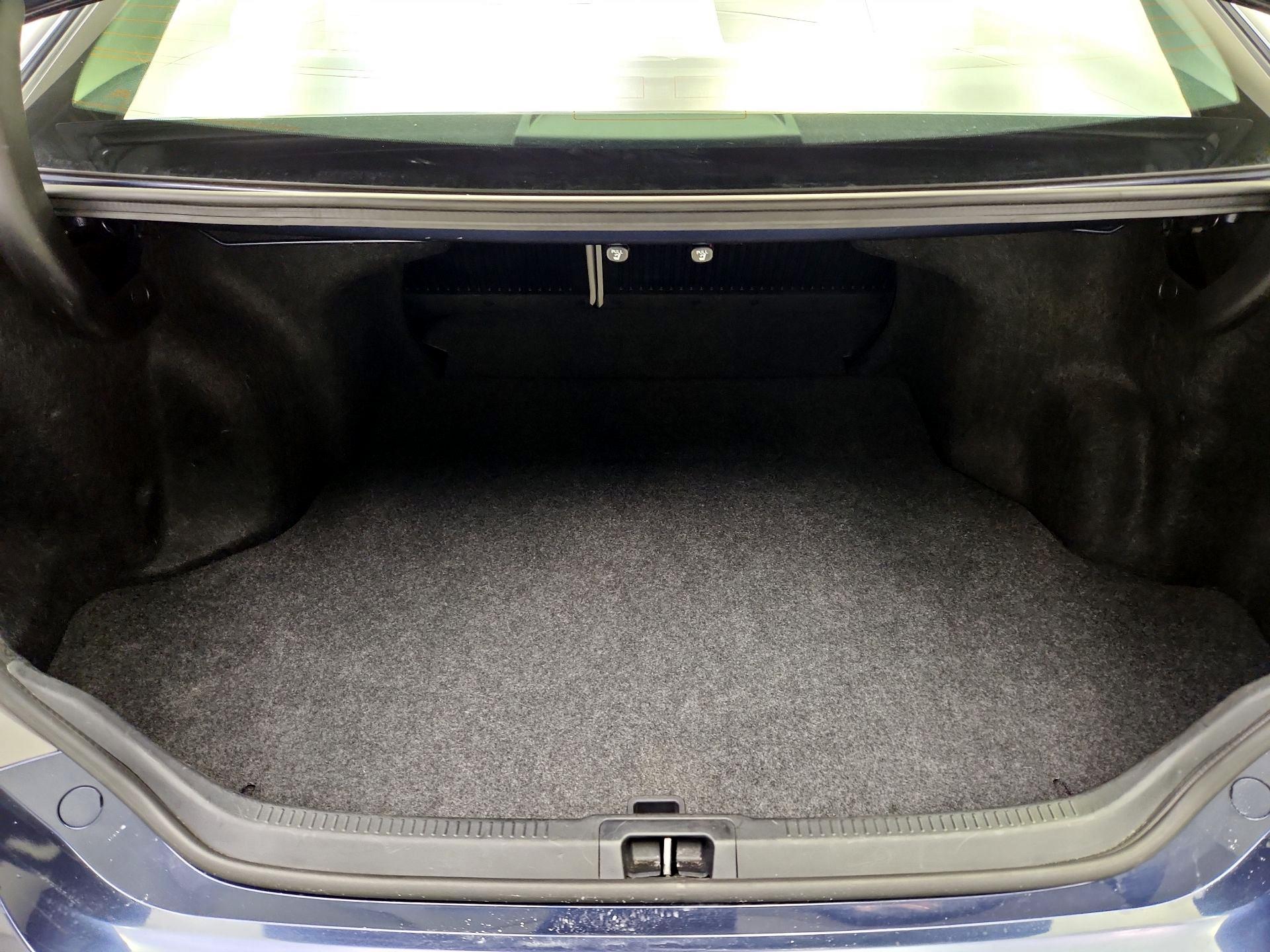 Thumbnail: 2016 Toyota Camry - 20