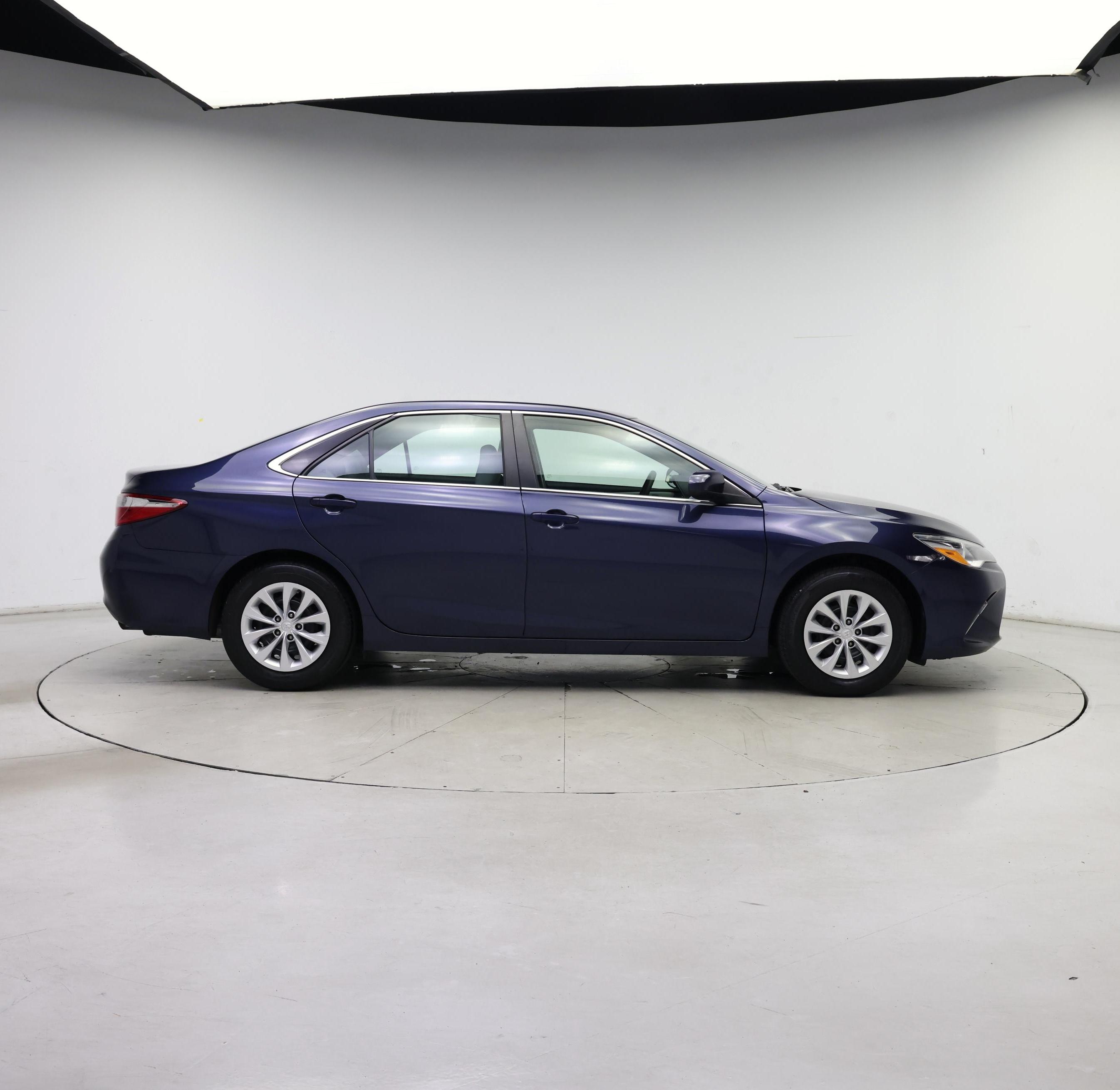 Thumbnail: 2016 Toyota Camry - 7