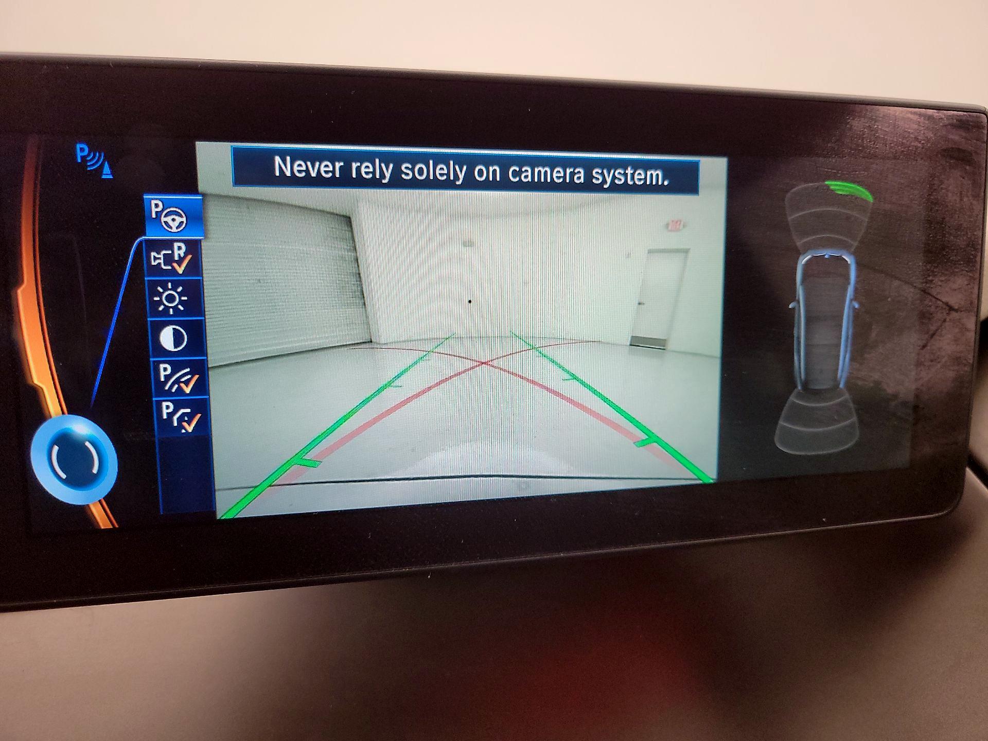 Thumbnail: 2016 BMW i3 - 15