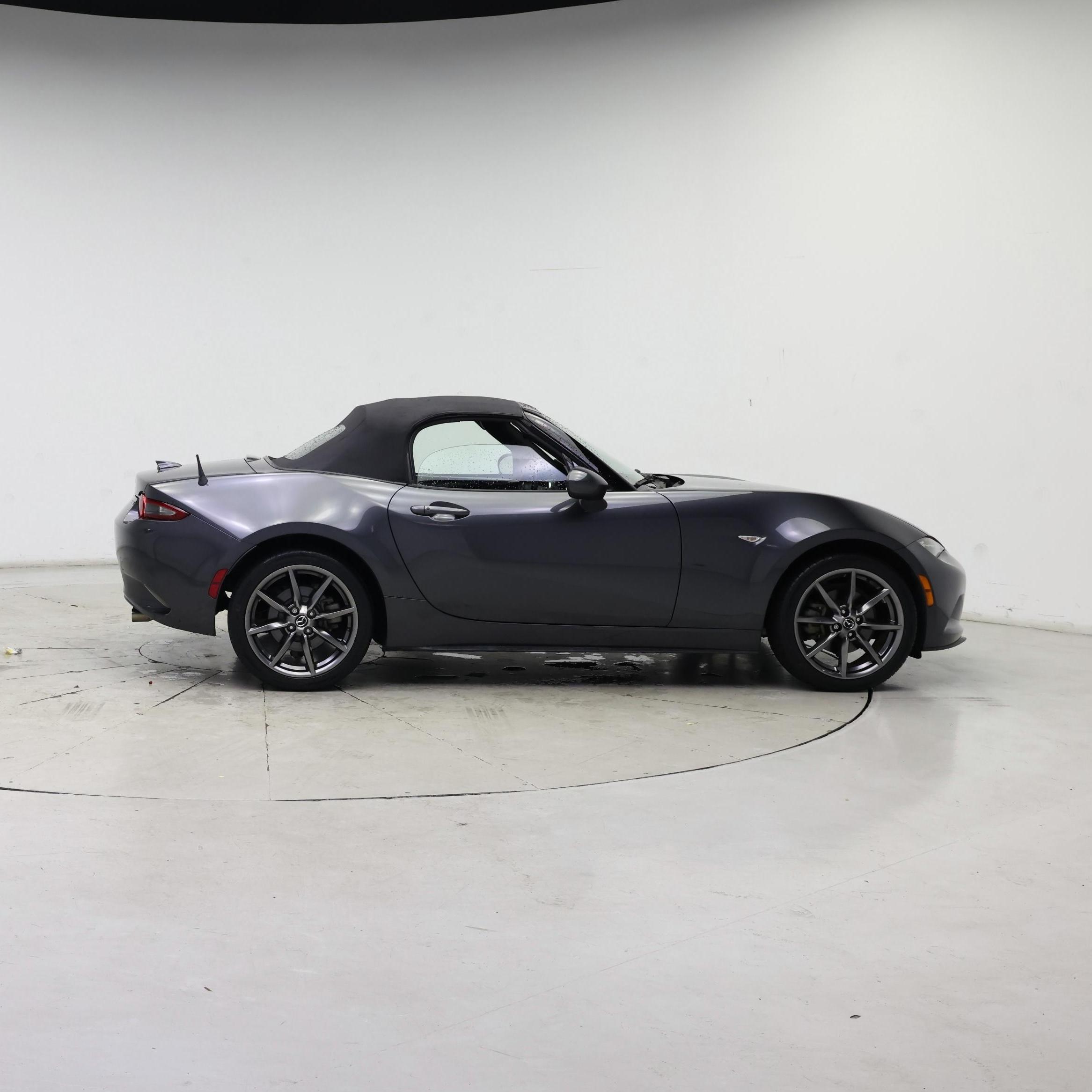 Thumbnail: 2016 Mazda MX-5 Miata - 7