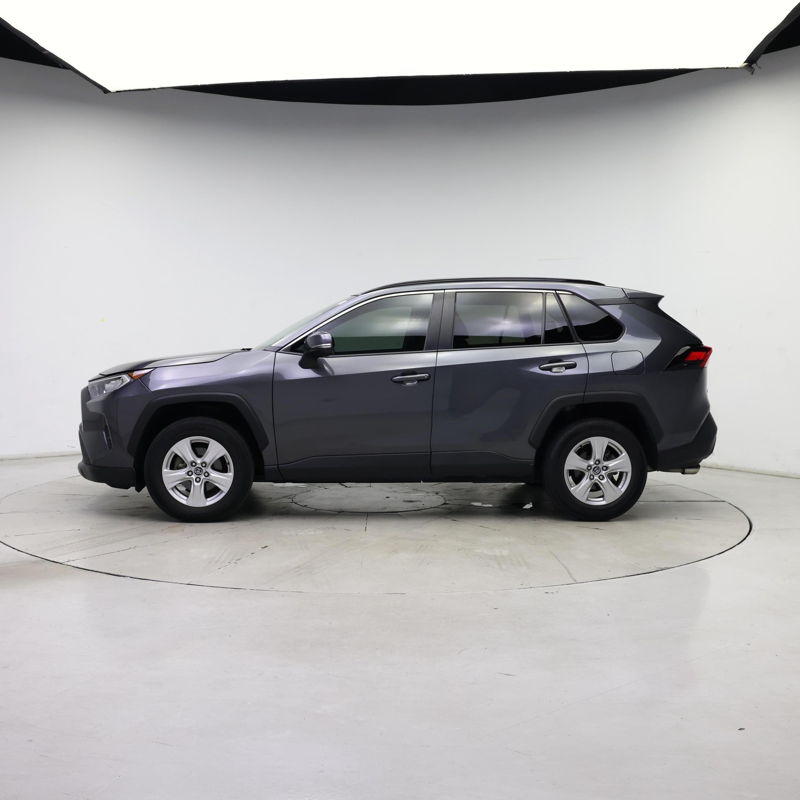 Thumbnail: 2020 Toyota RAV4 - 3