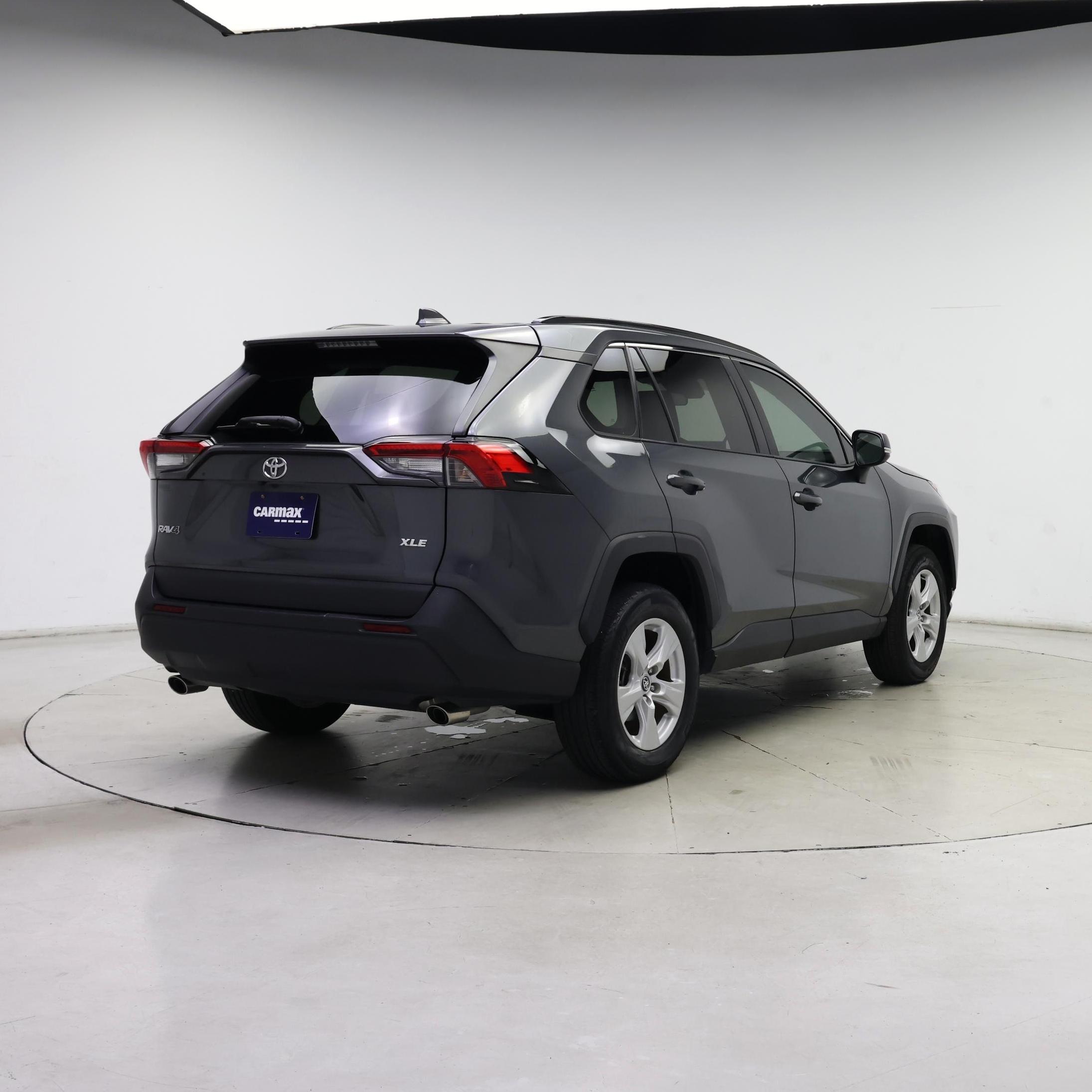 Thumbnail: 2020 Toyota RAV4 - 8