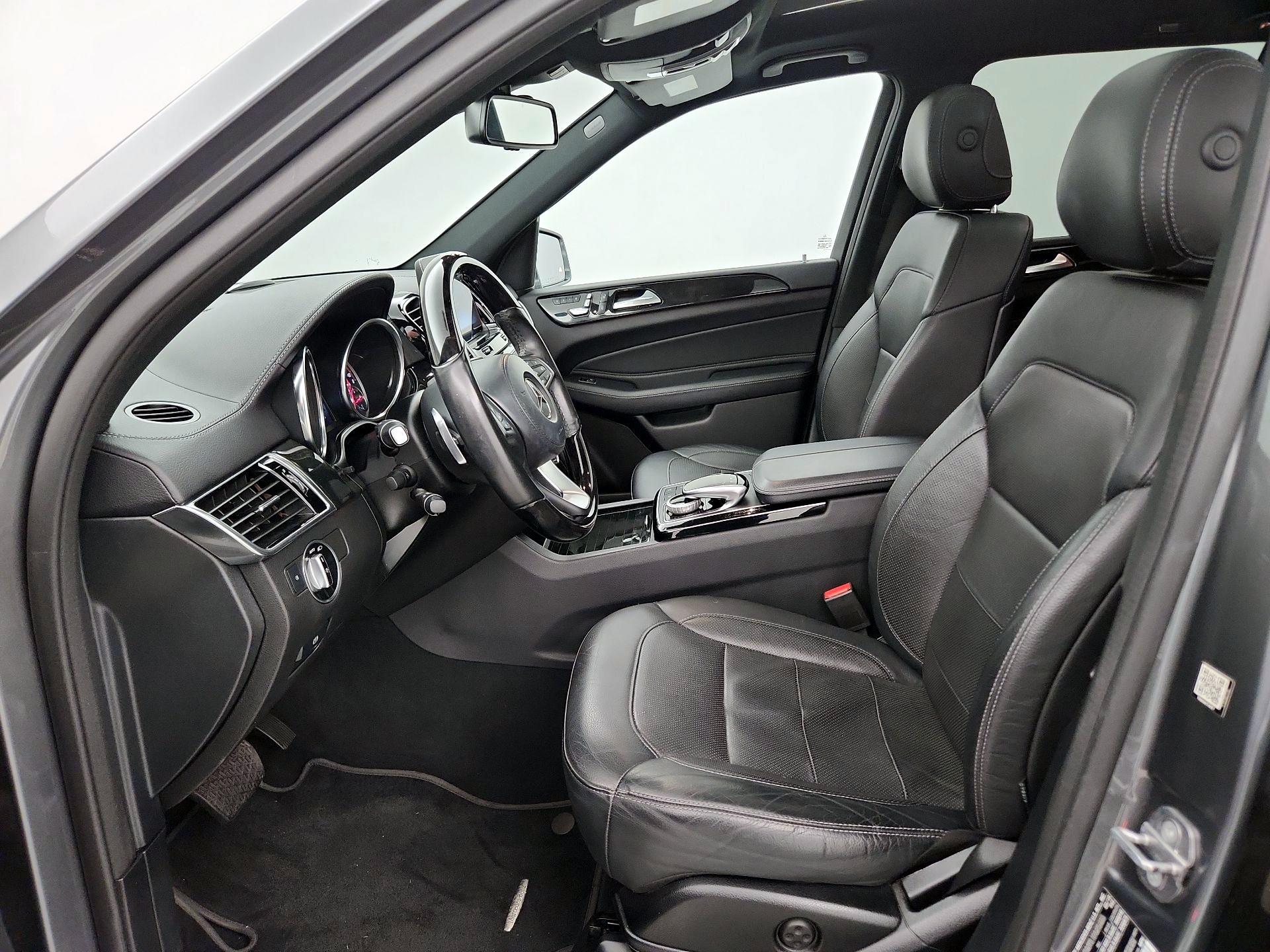 Thumbnail: 2019 Mercedes-Benz GLS - 11