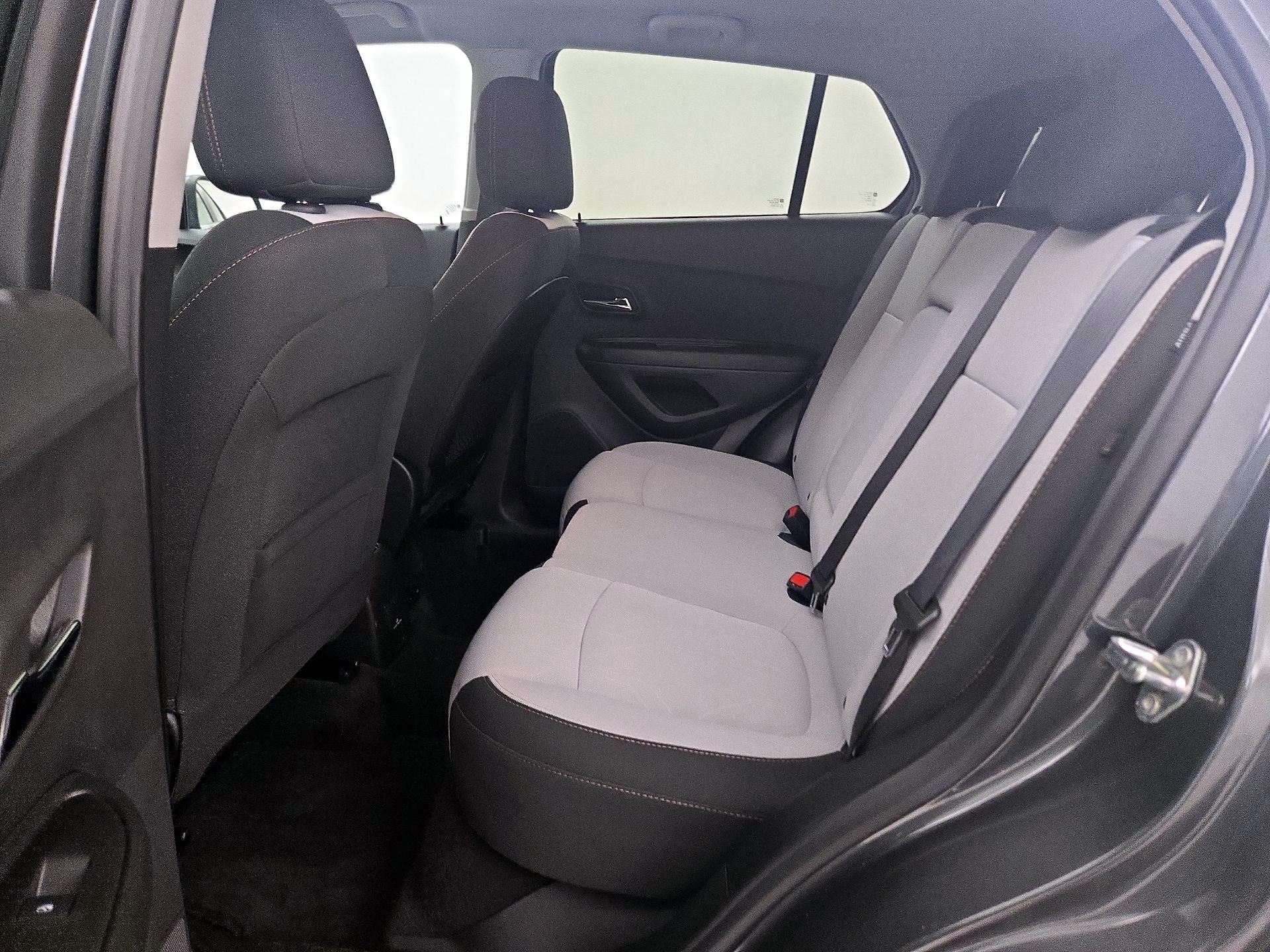 Thumbnail: 2020 Chevrolet Trax - 19
