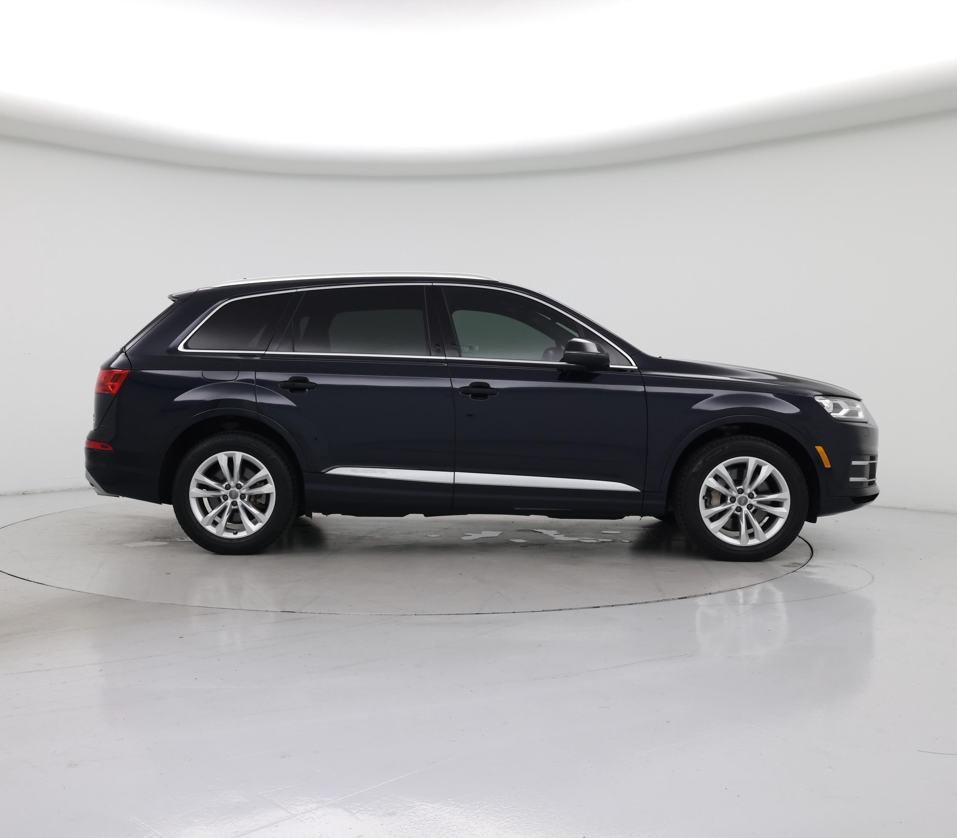 Thumbnail: 2018 Audi Q7 - 7