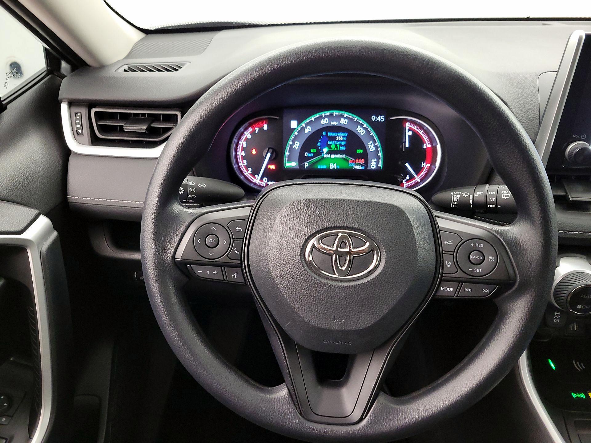 Thumbnail: 2024 Toyota RAV4 - 10