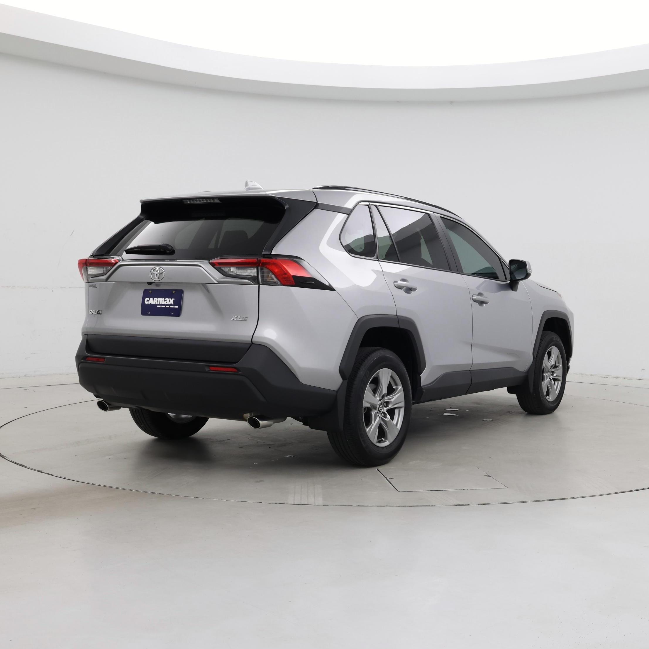 Thumbnail: 2024 Toyota RAV4 - 8