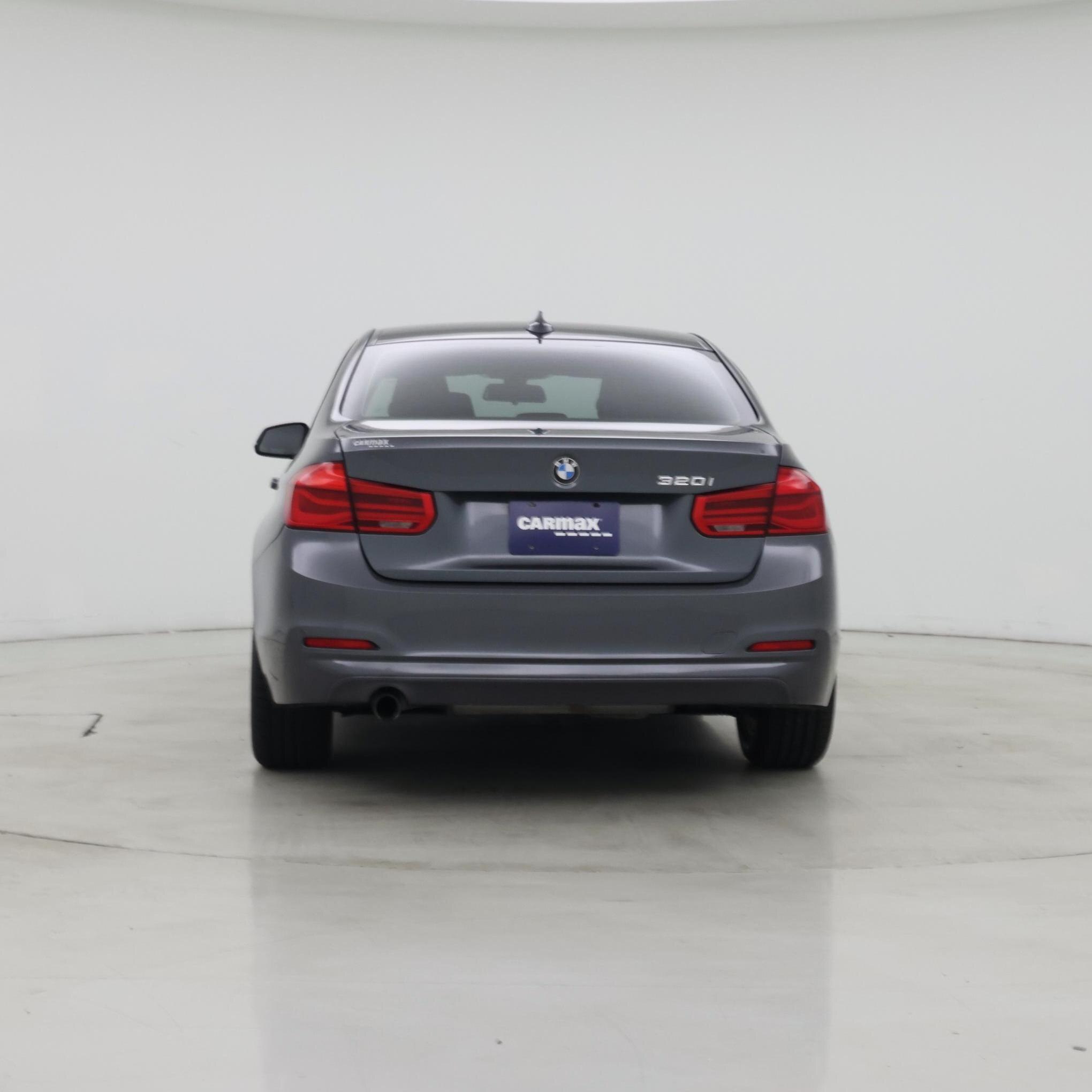 Thumbnail: 2016 BMW 3 Series - 6