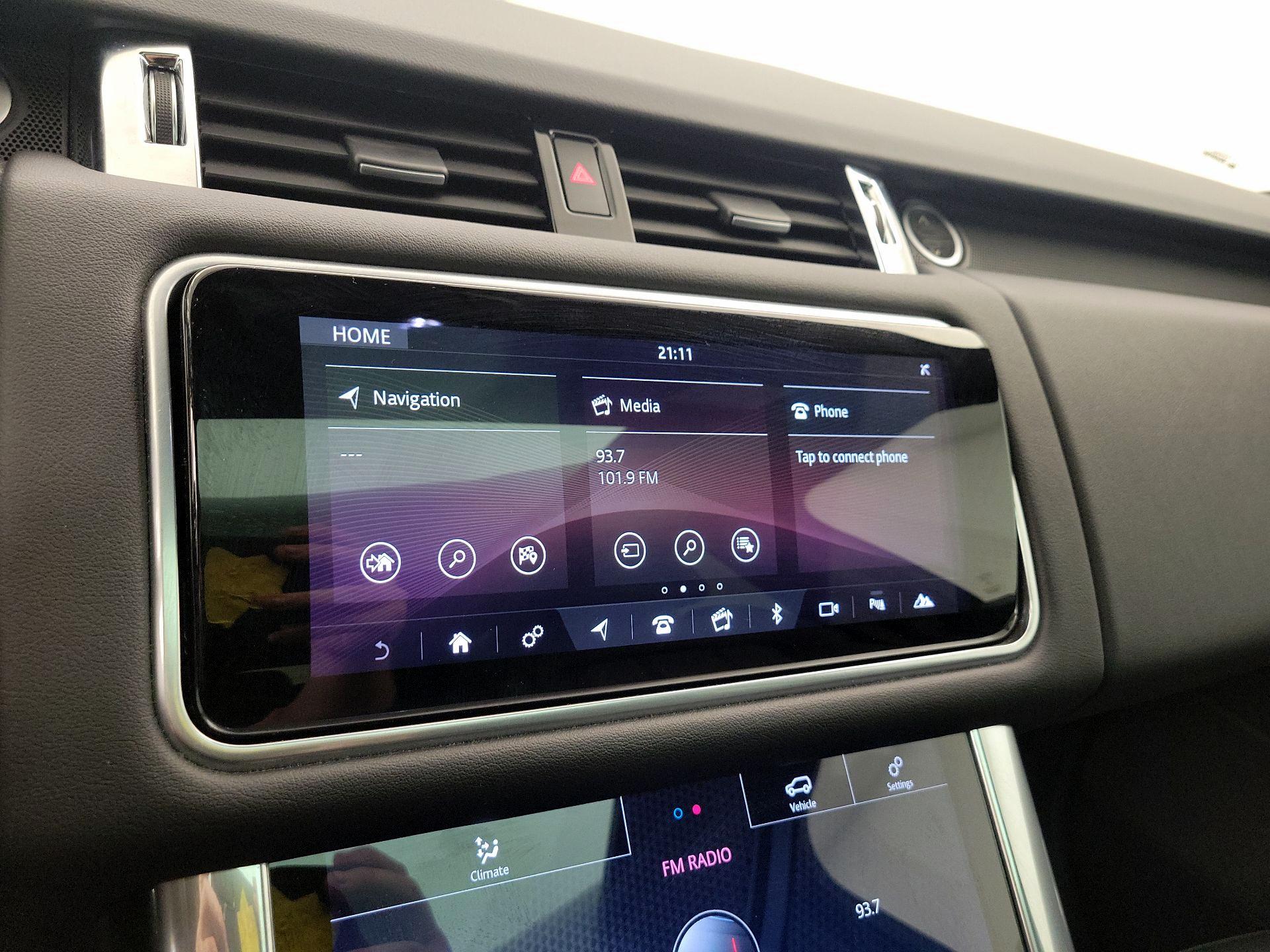 Thumbnail: 2020 Land Rover Range Rover Sport - 16