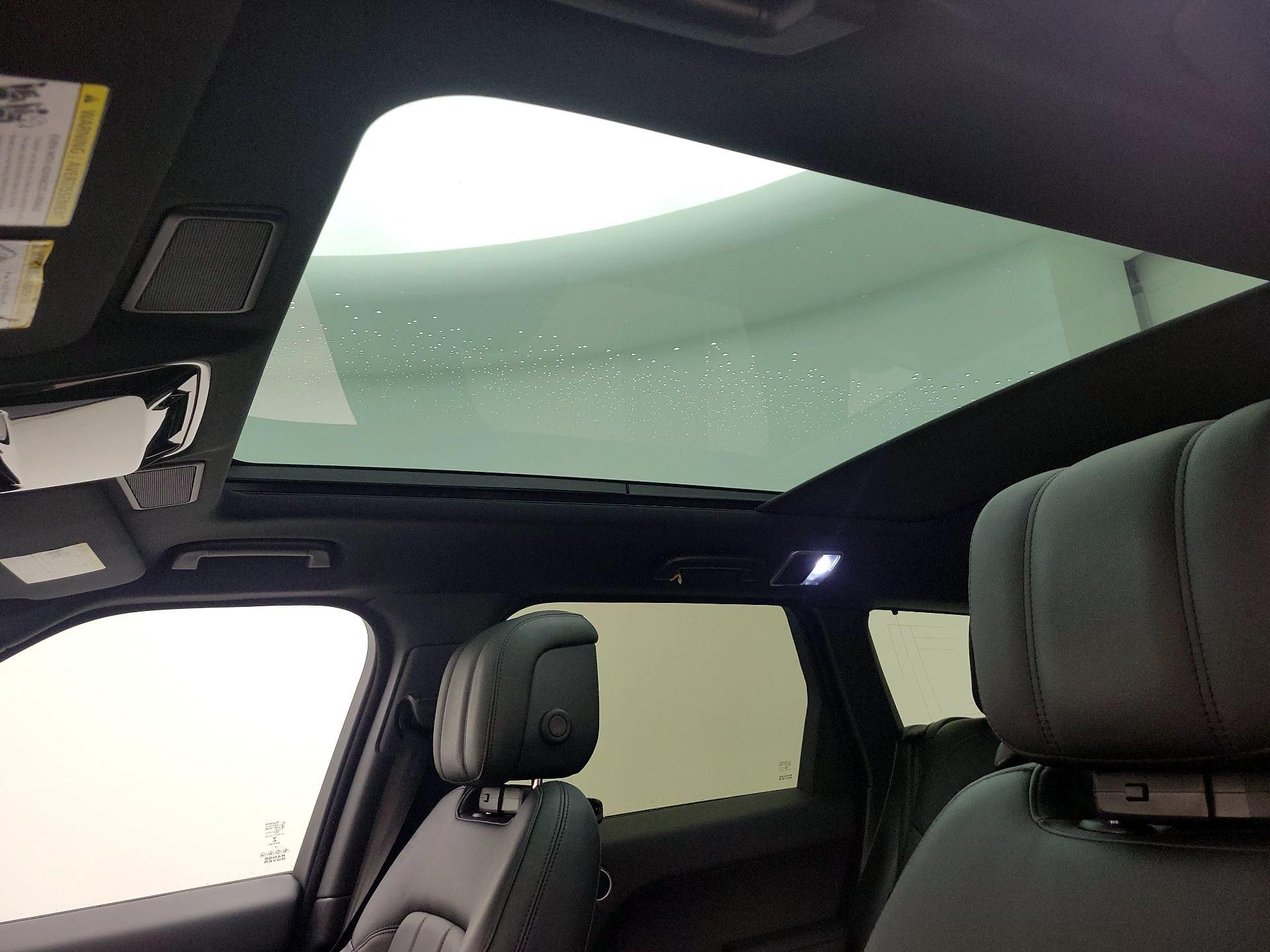 Thumbnail: 2020 Land Rover Range Rover Sport - 20