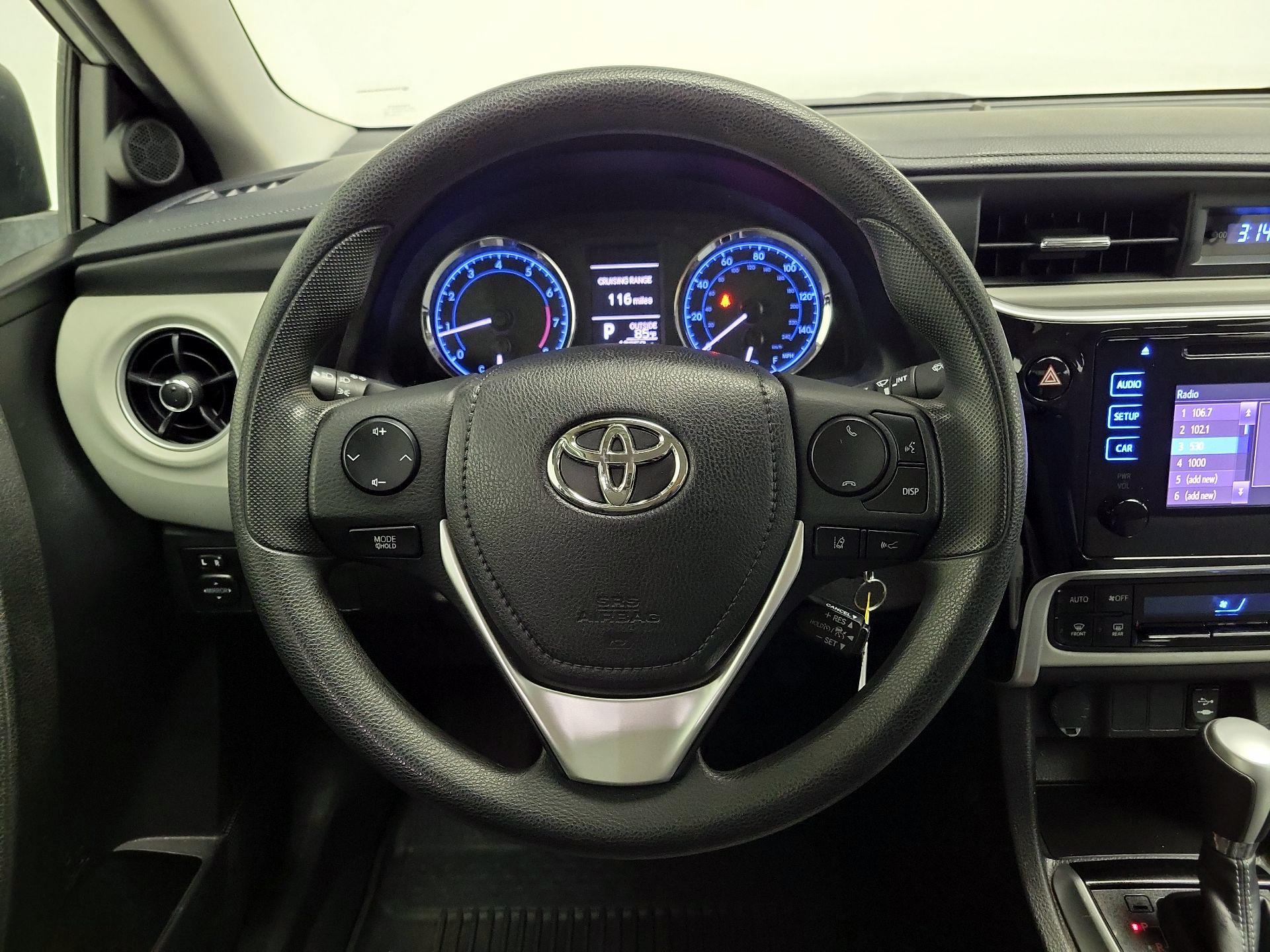 Thumbnail: 2018 Toyota Corolla - 10