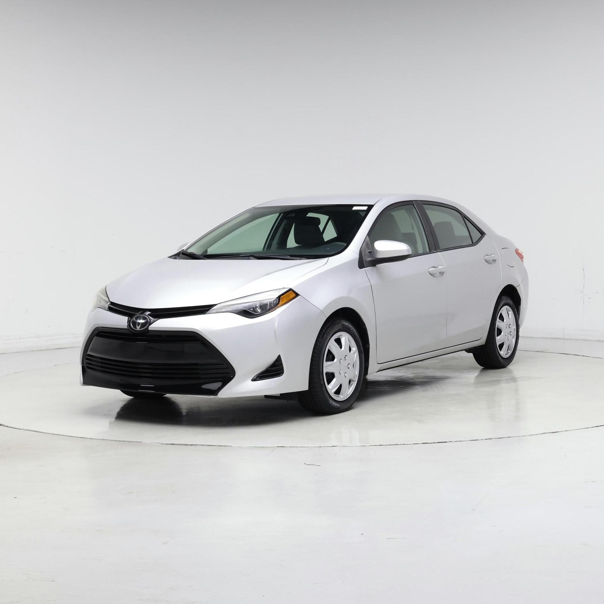 Thumbnail: 2018 Toyota Corolla - 4
