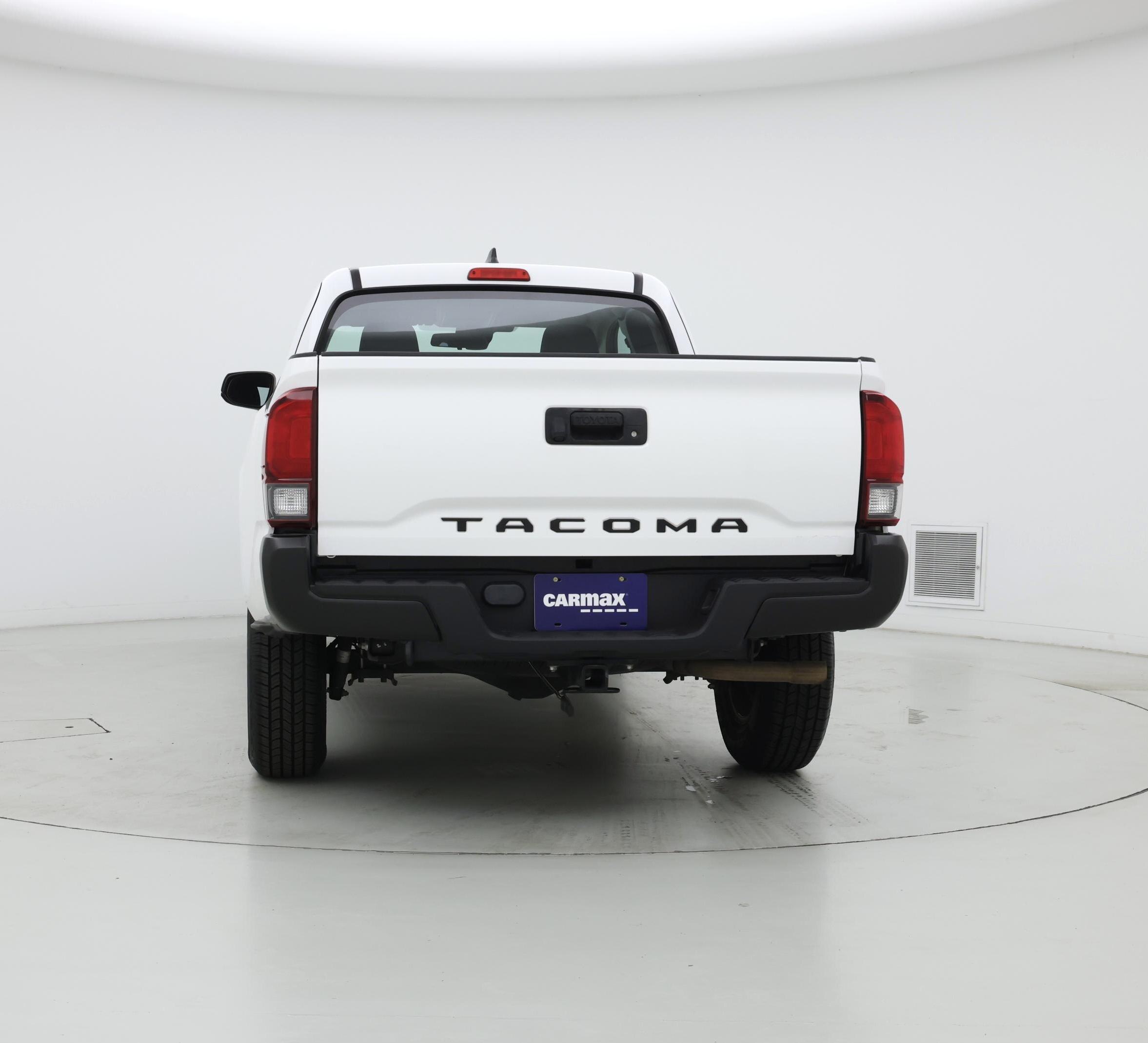 Thumbnail: 2018 Toyota Tacoma - 6