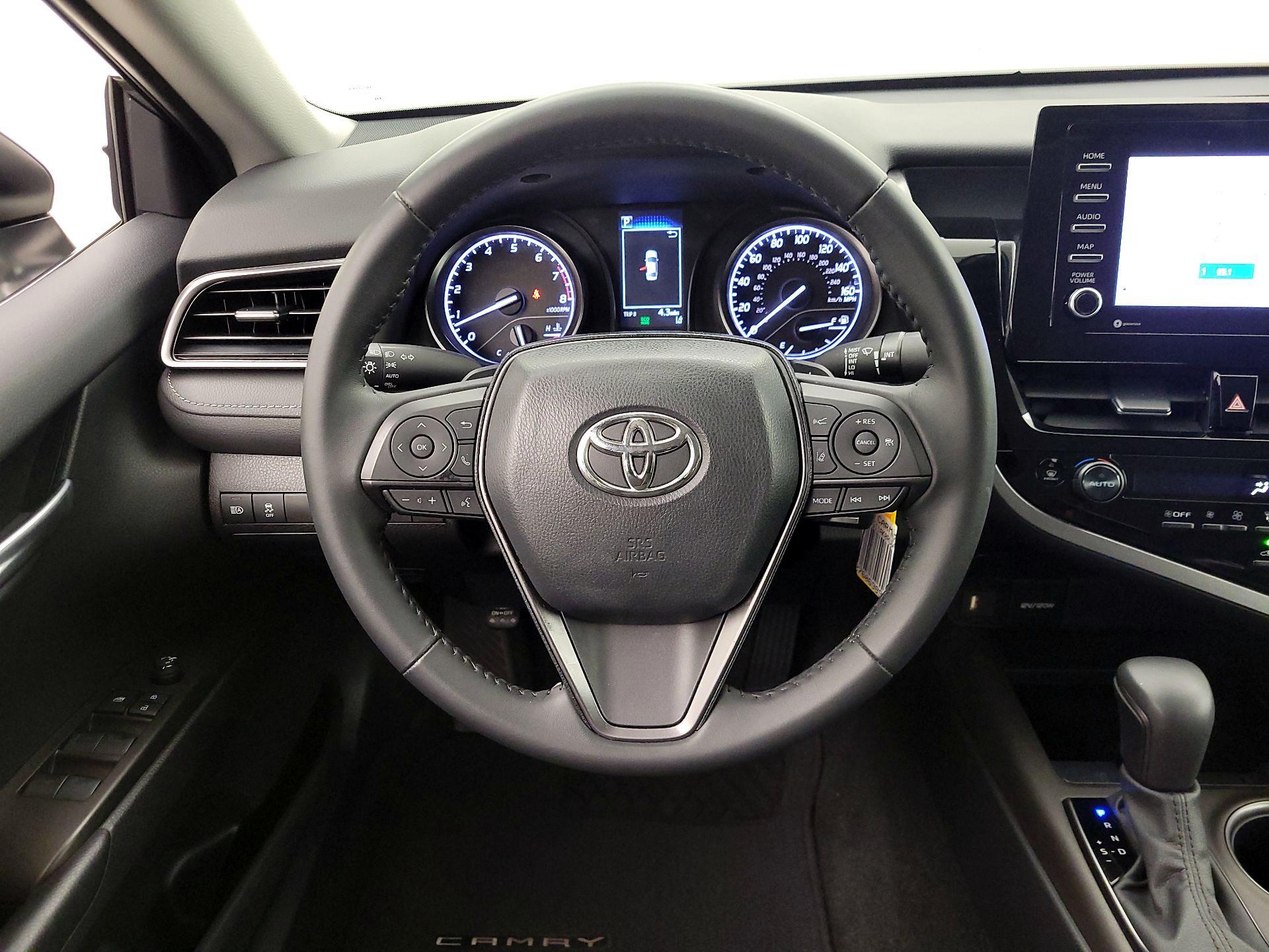 Thumbnail: 2024 Toyota Camry - 10