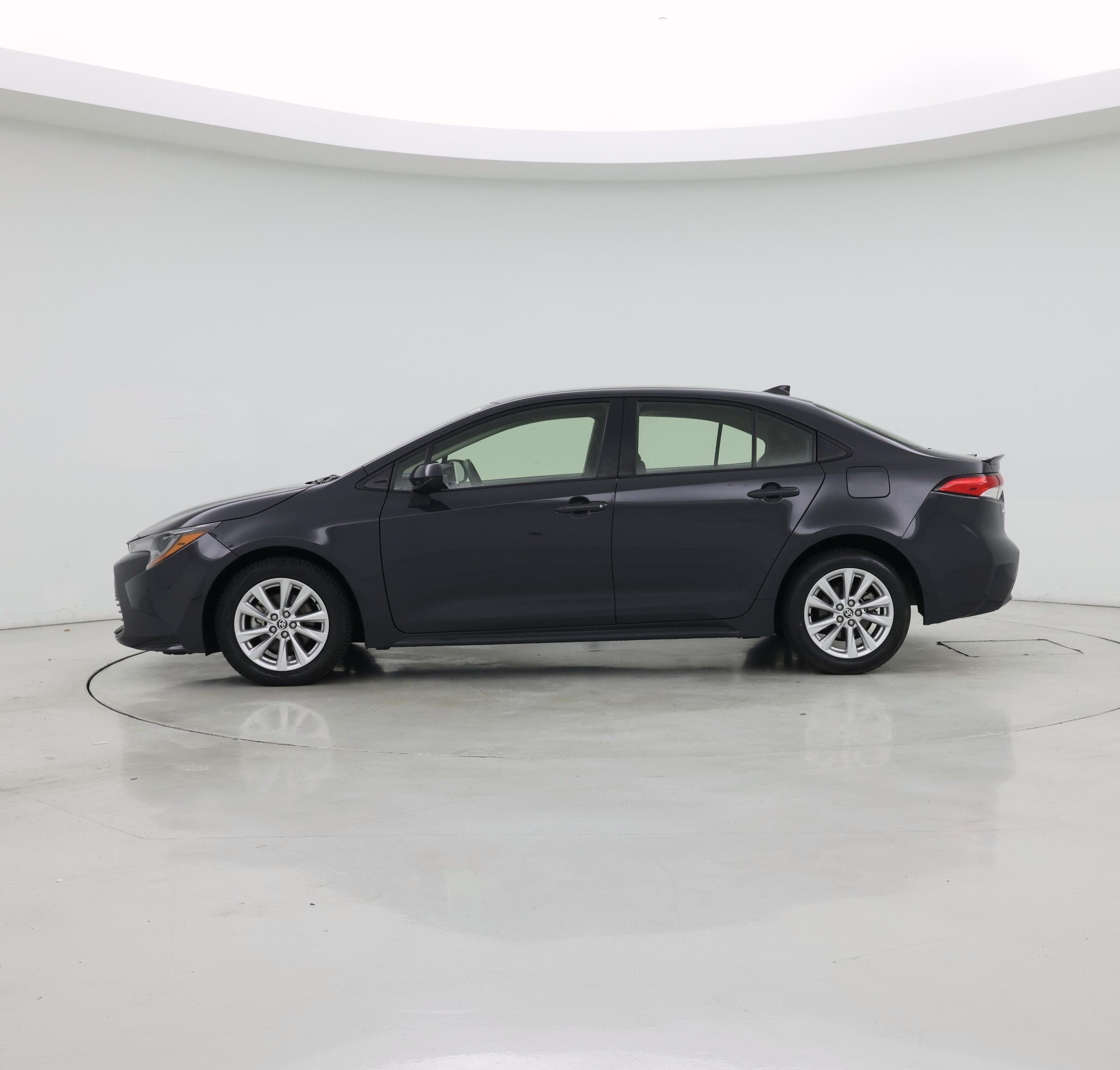 Thumbnail: 2023 Toyota Corolla - 3