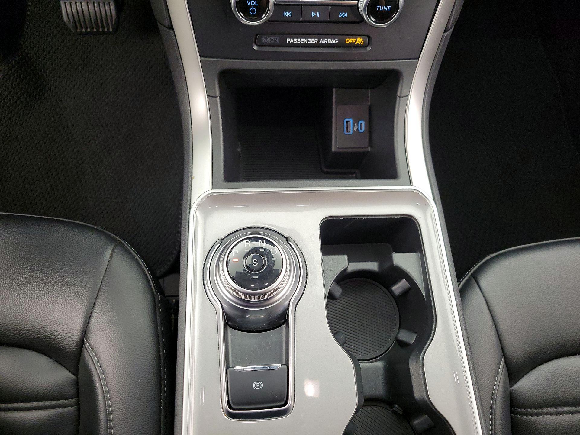 Thumbnail: 2024 Ford Edge - 17