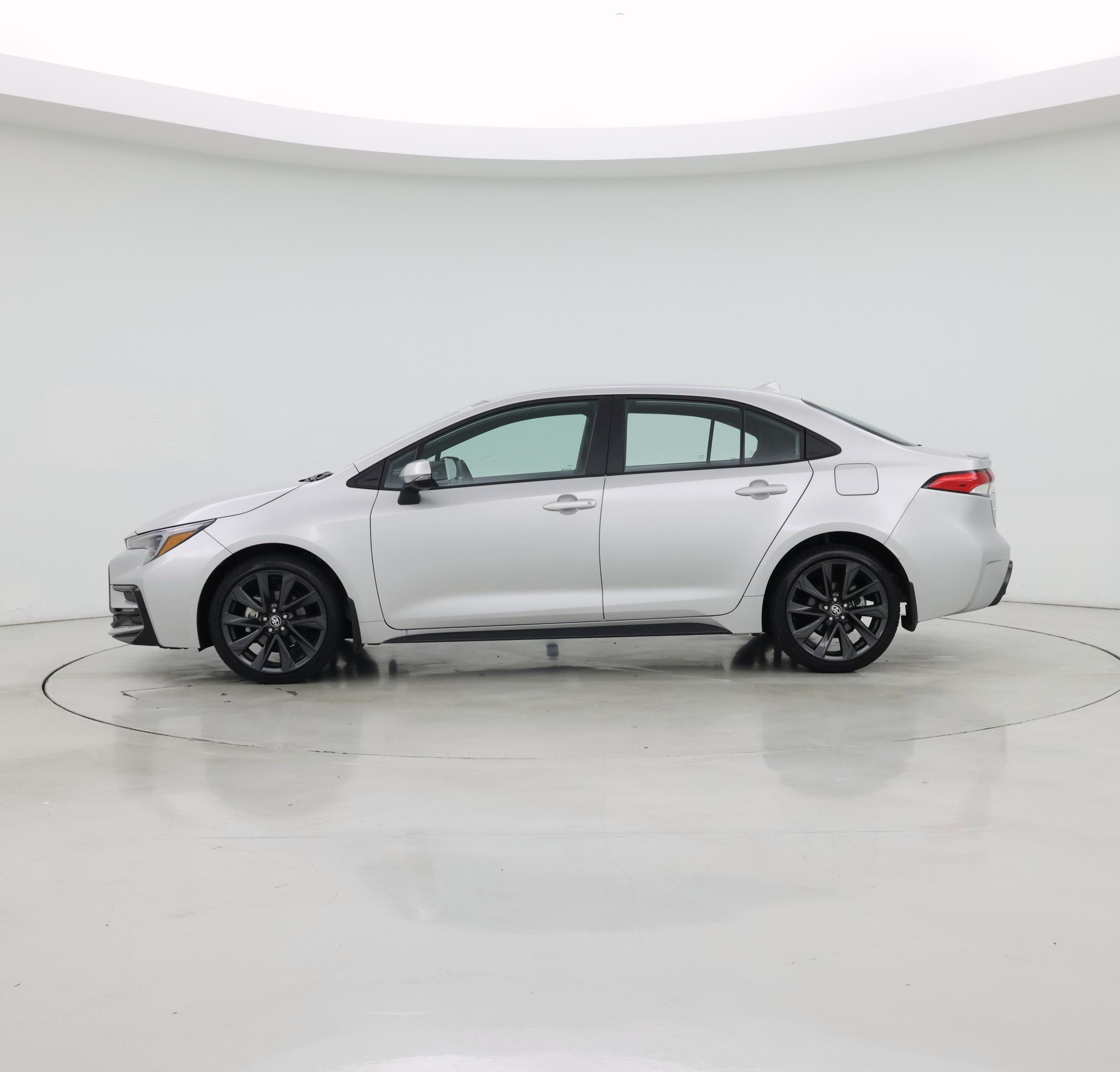 Thumbnail: 2024 Toyota Corolla - 3