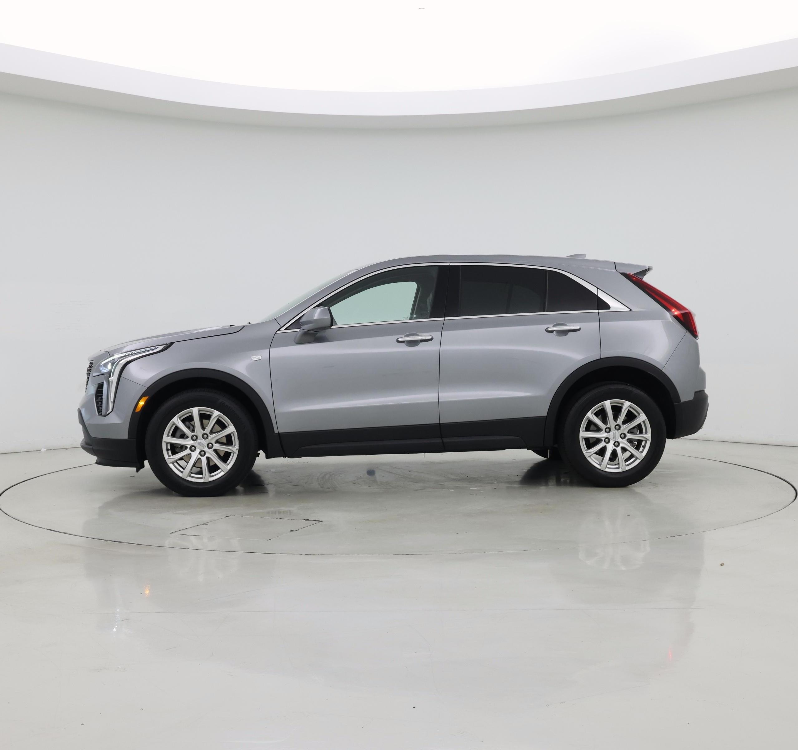 Thumbnail: 2023 Cadillac XT4 - 3