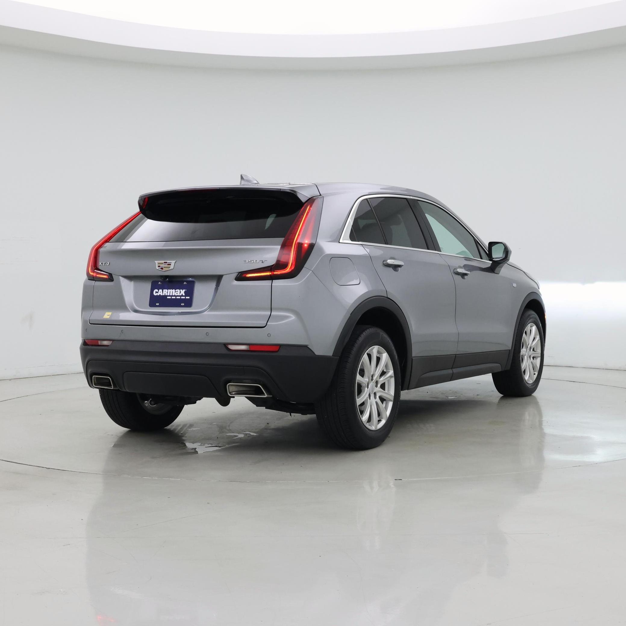 Thumbnail: 2023 Cadillac XT4 - 8