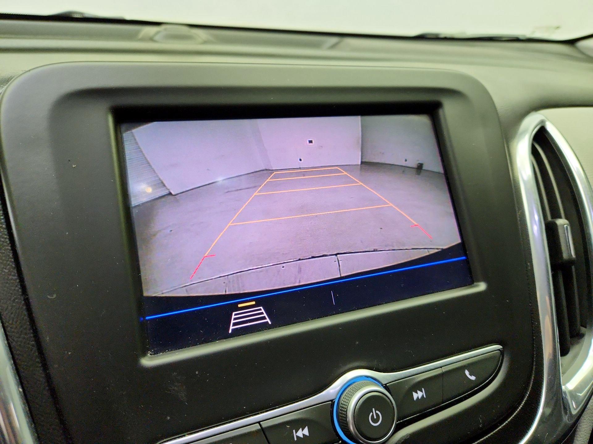 Thumbnail: 2020 Chevrolet Equinox - 14
