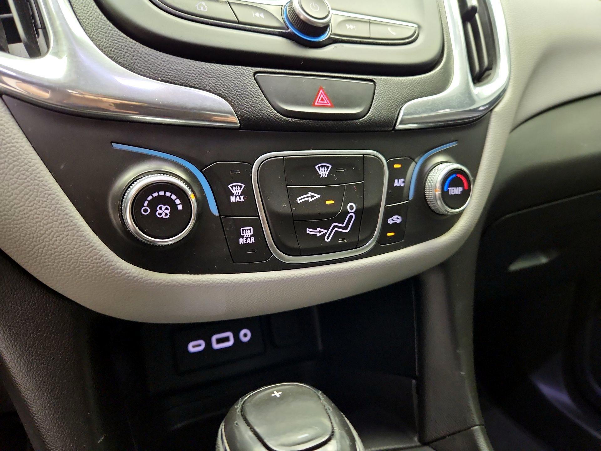Thumbnail: 2020 Chevrolet Equinox - 16