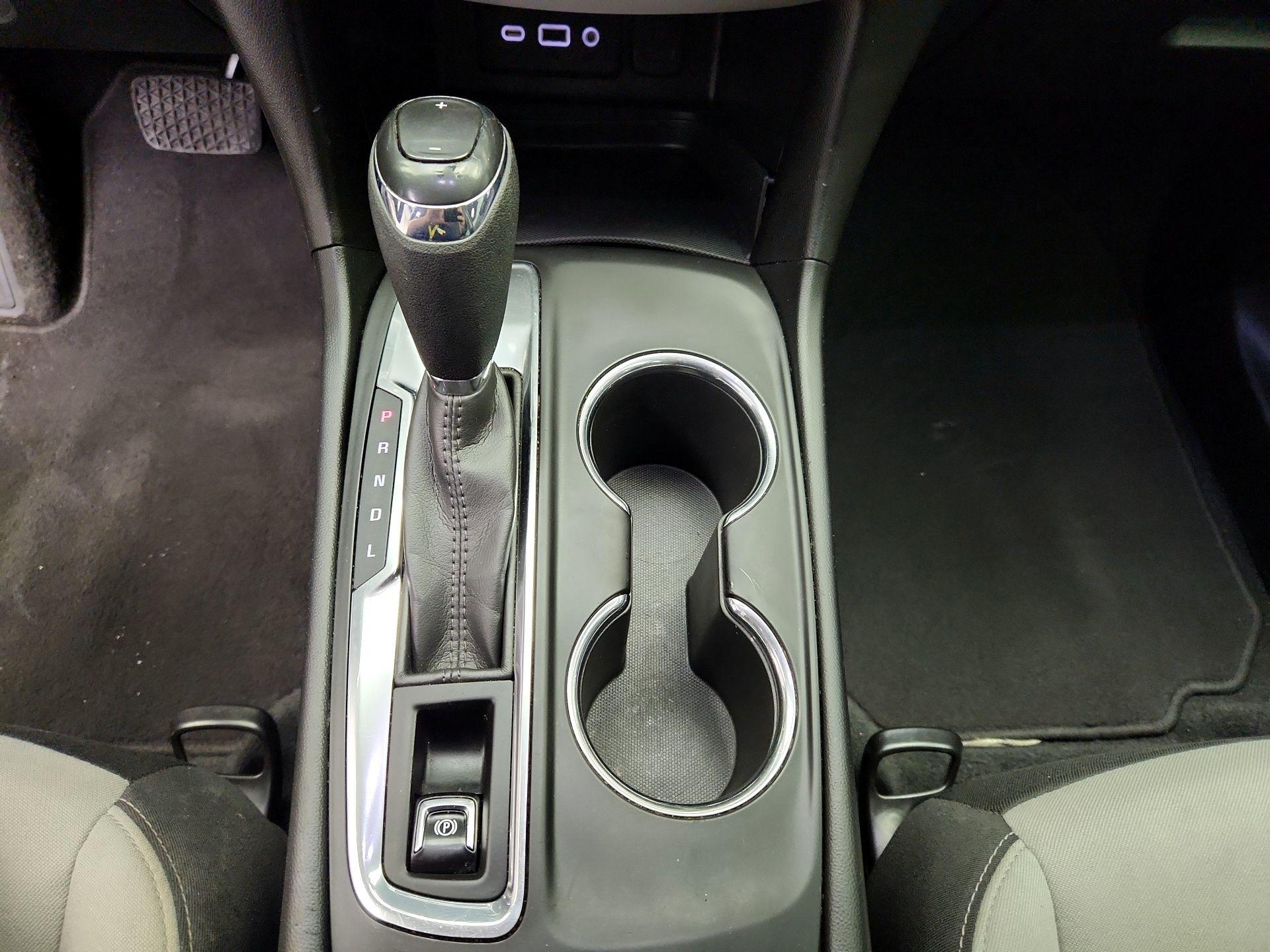 Thumbnail: 2020 Chevrolet Equinox - 17