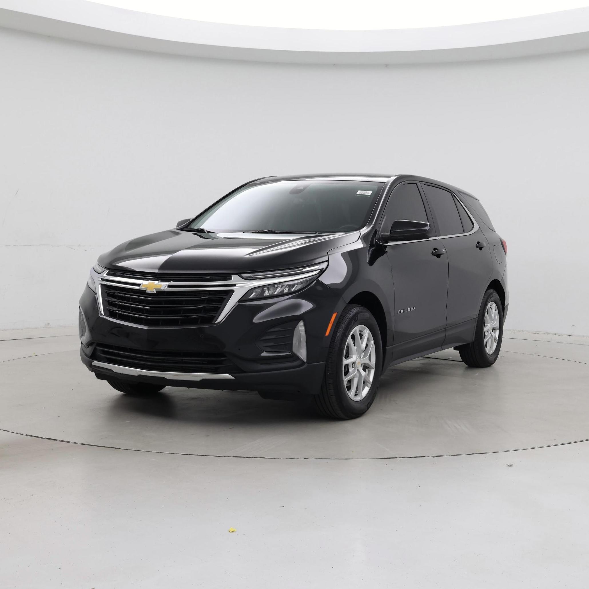 Thumbnail: 2022 Chevrolet Equinox - 4
