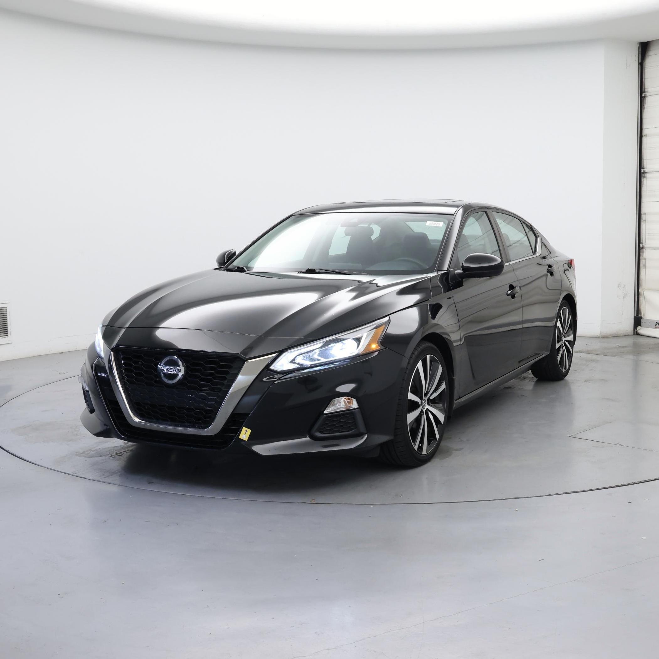 Thumbnail: 2020 Nissan Altima - 4